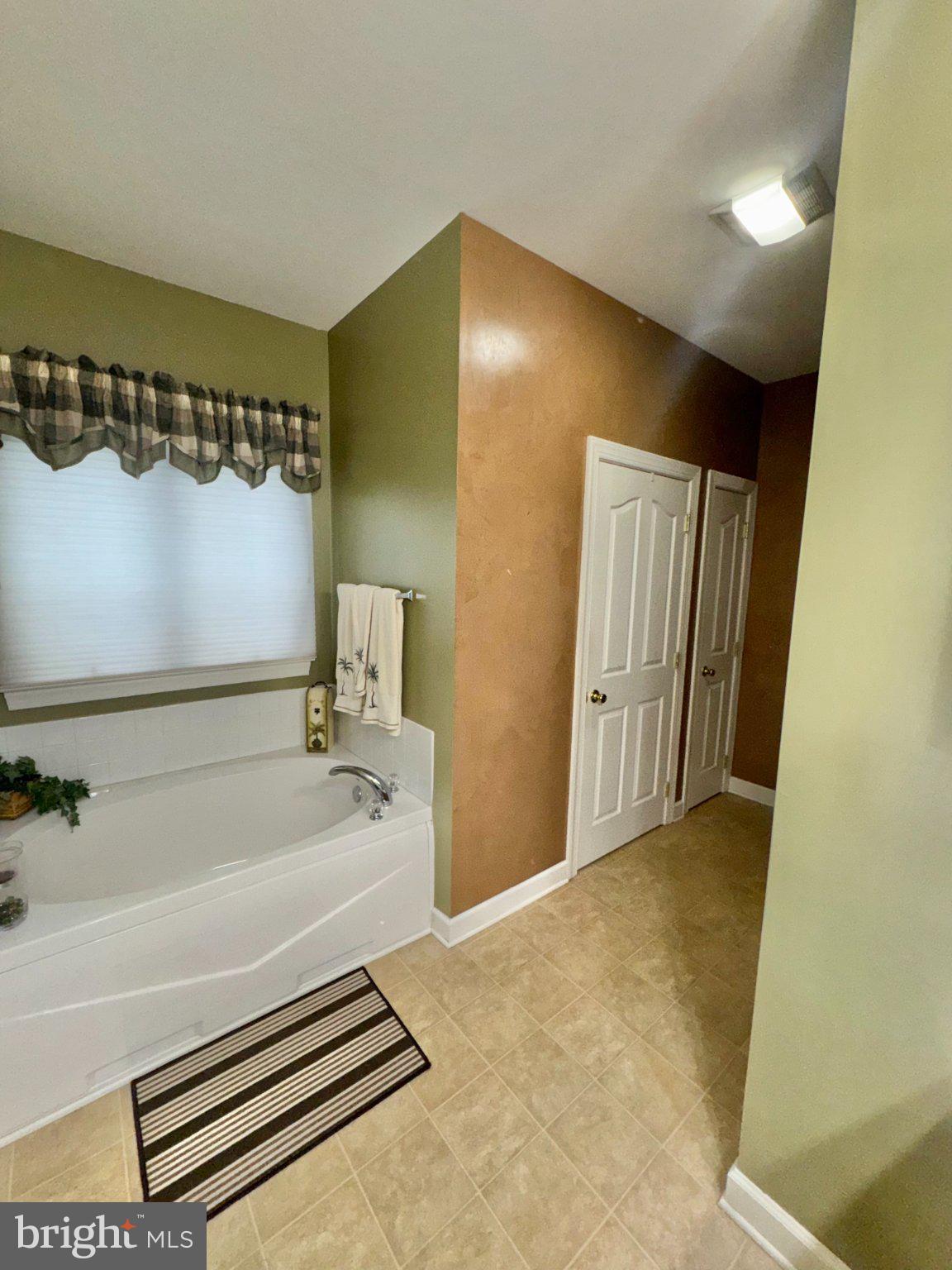 WILLOW OAK FARMS - Residential