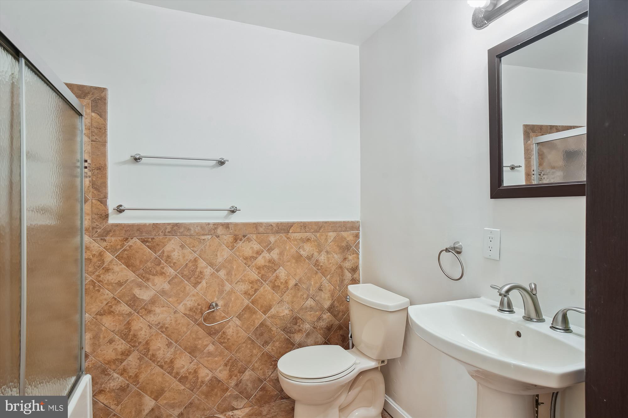 SCENERY POINTE CODM - Residential