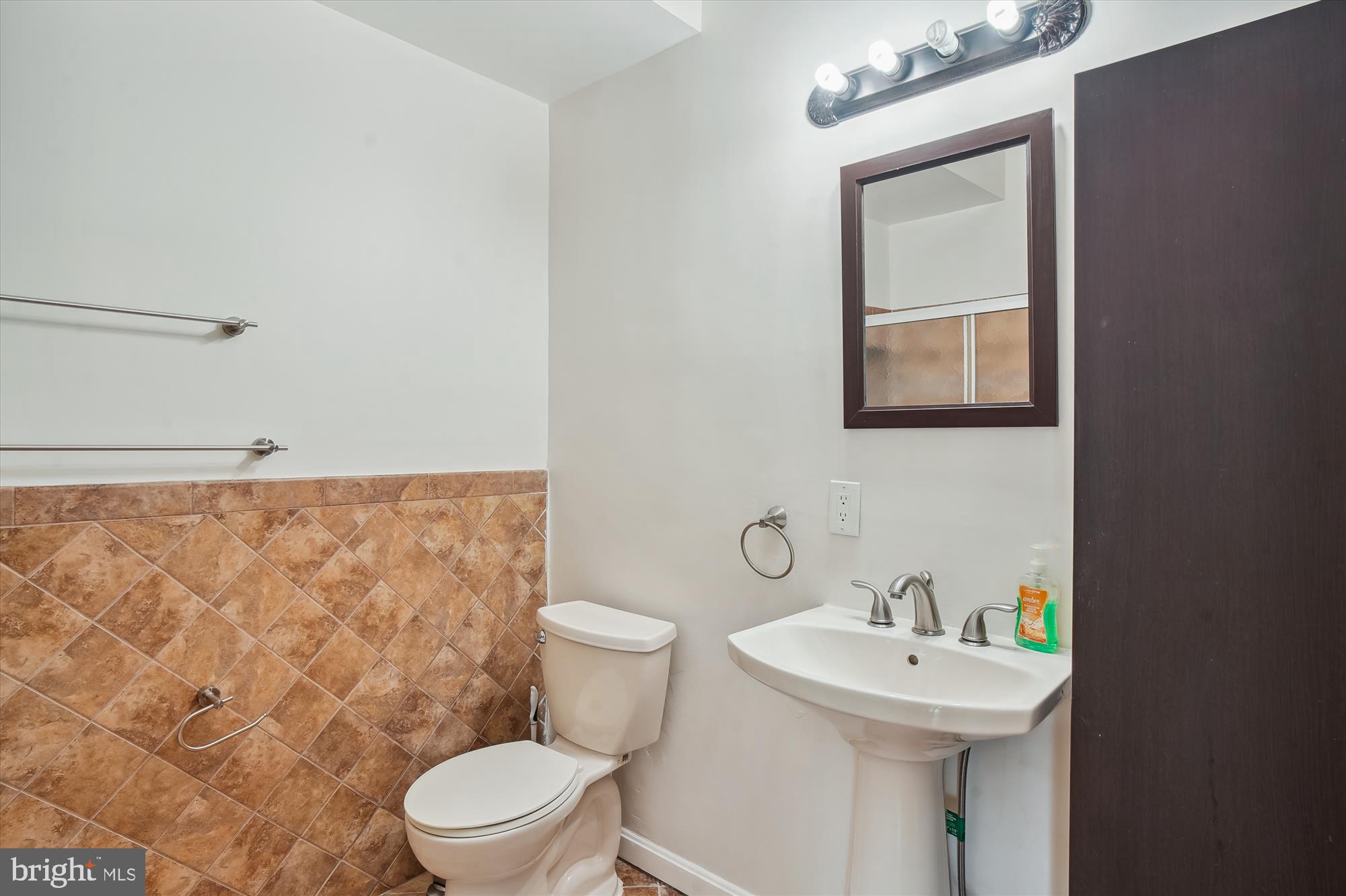 SCENERY POINTE CODM - Residential