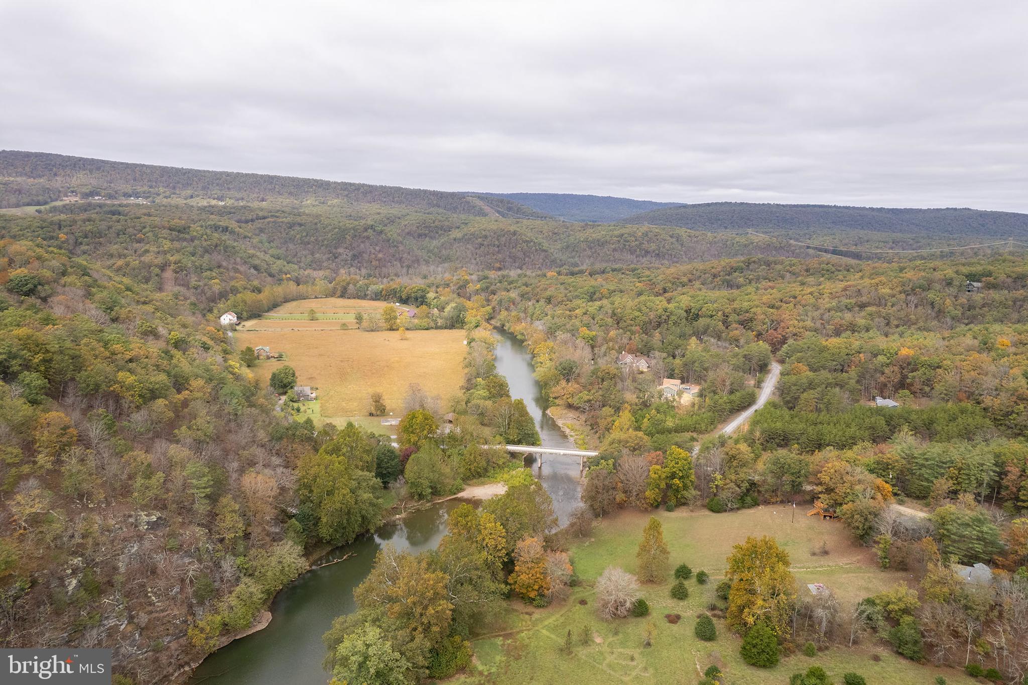 THE CROSSING AT GREAT CACAPON - Residential