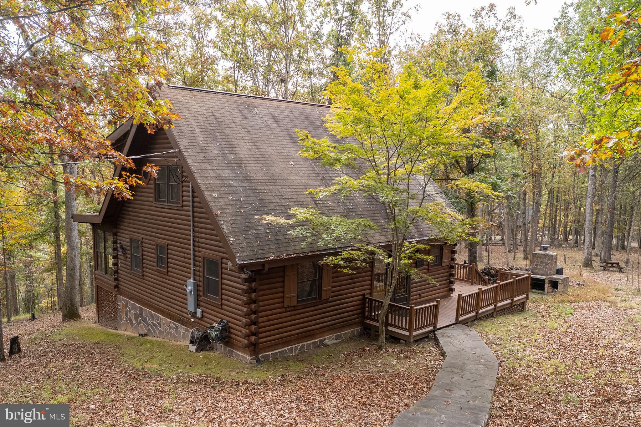 THE CROSSING AT GREAT CACAPON - Residential