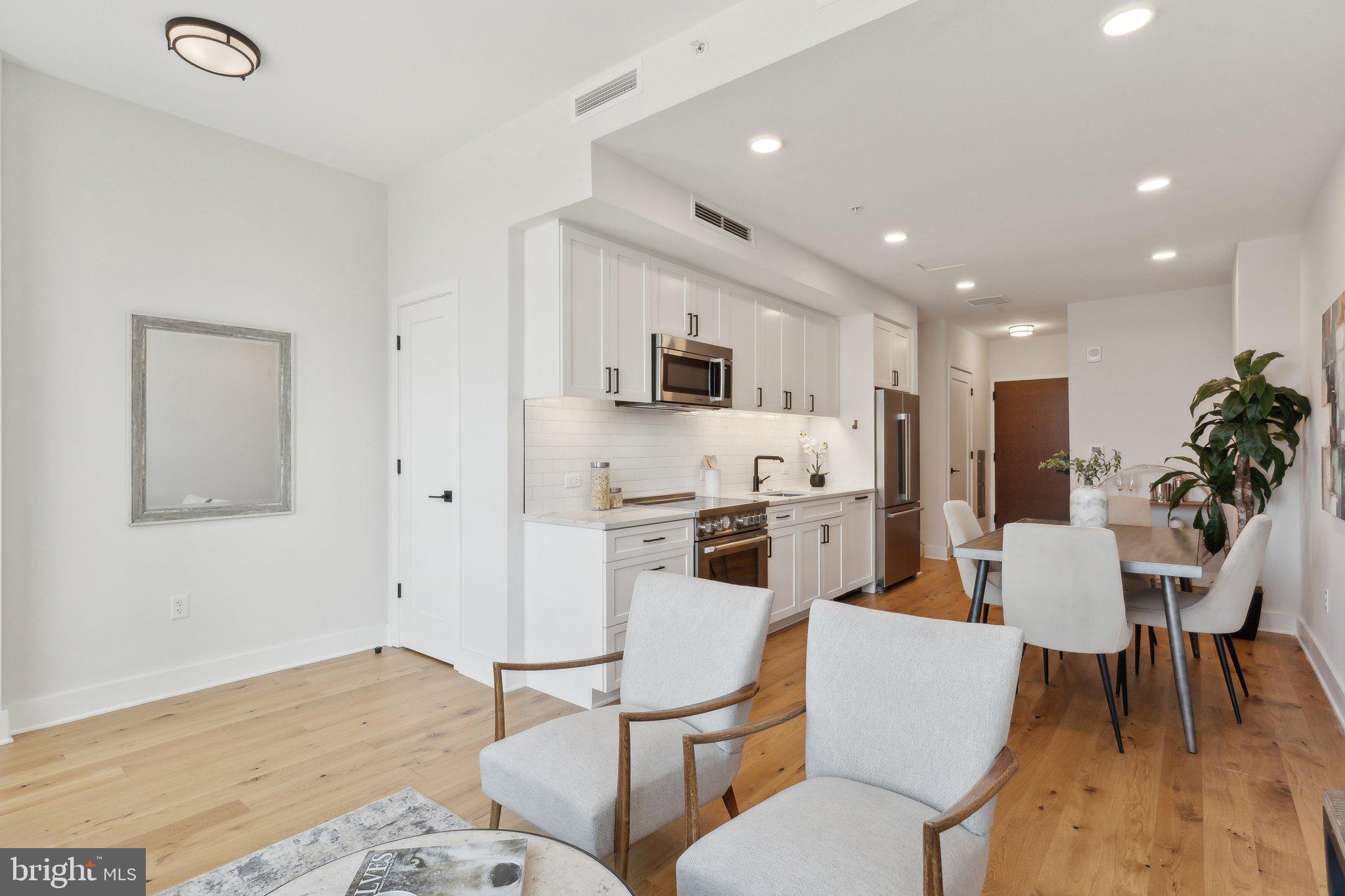 1211 VAN STREET SE TH-1D