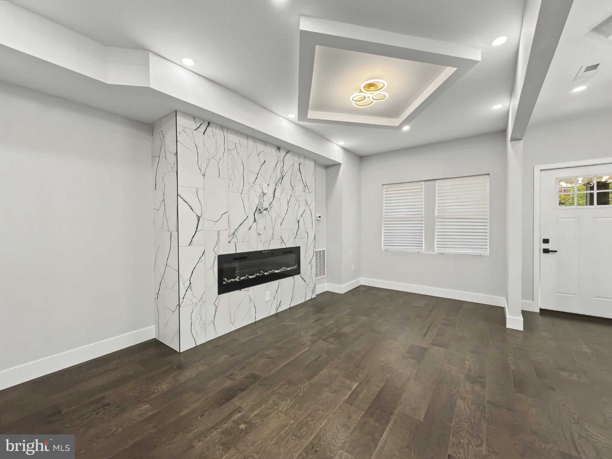 834 N WOODINGTON