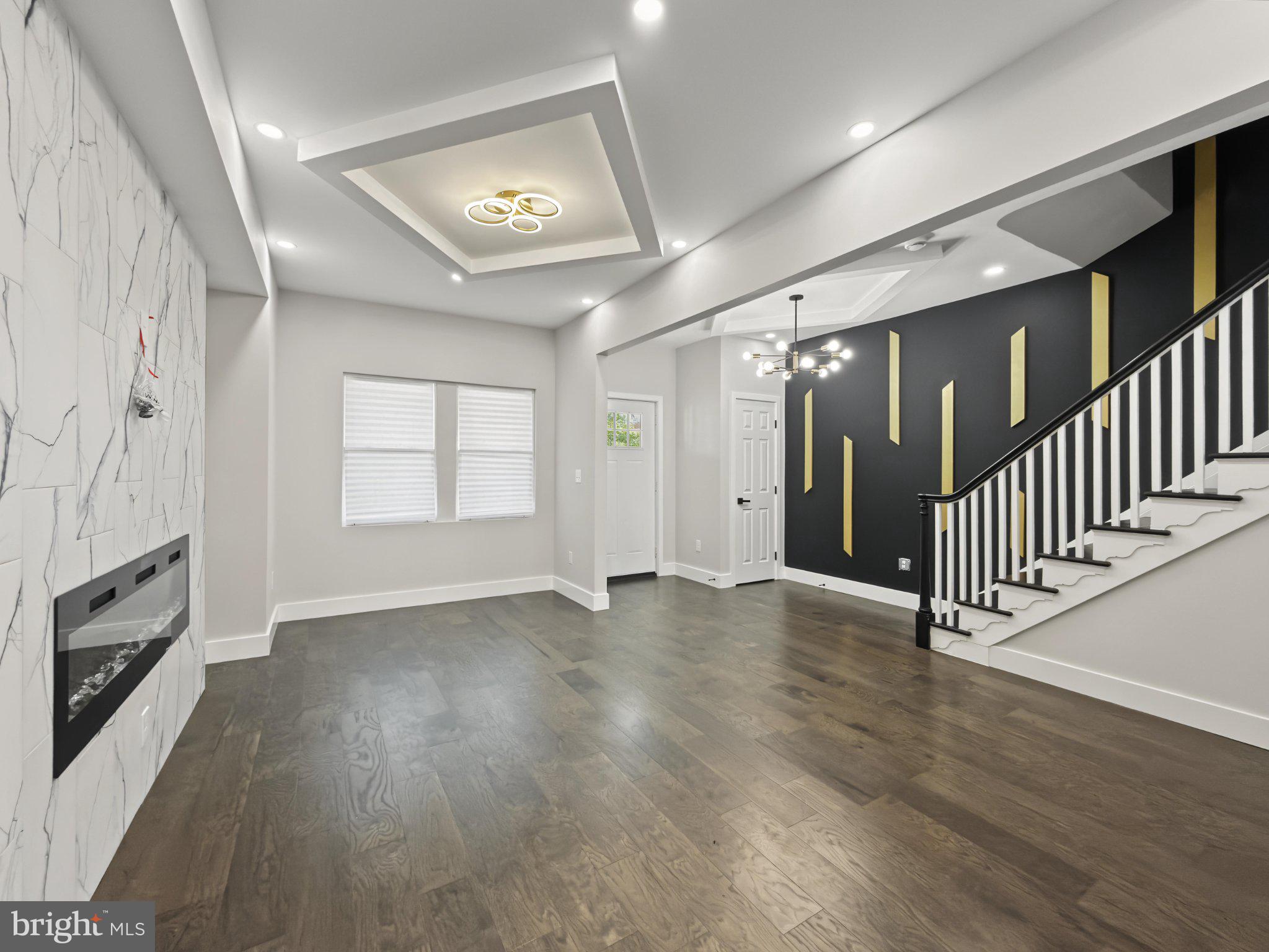 834 N WOODINGTON