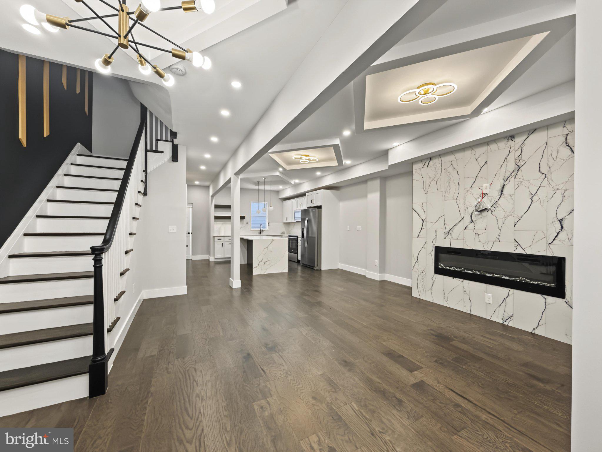 834 N WOODINGTON