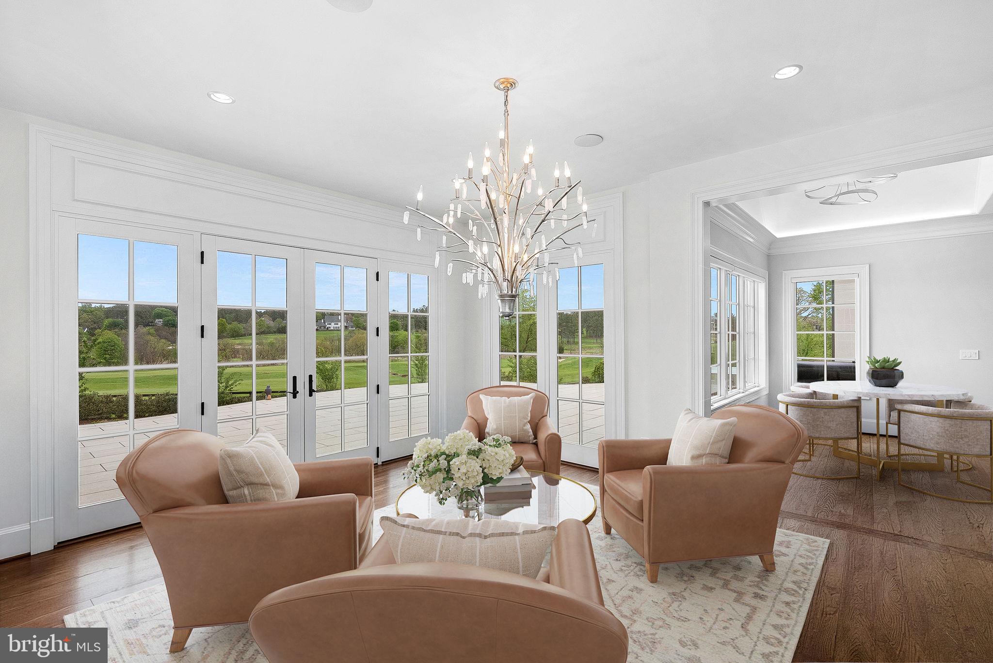 CREIGHTON FARMS - Residential