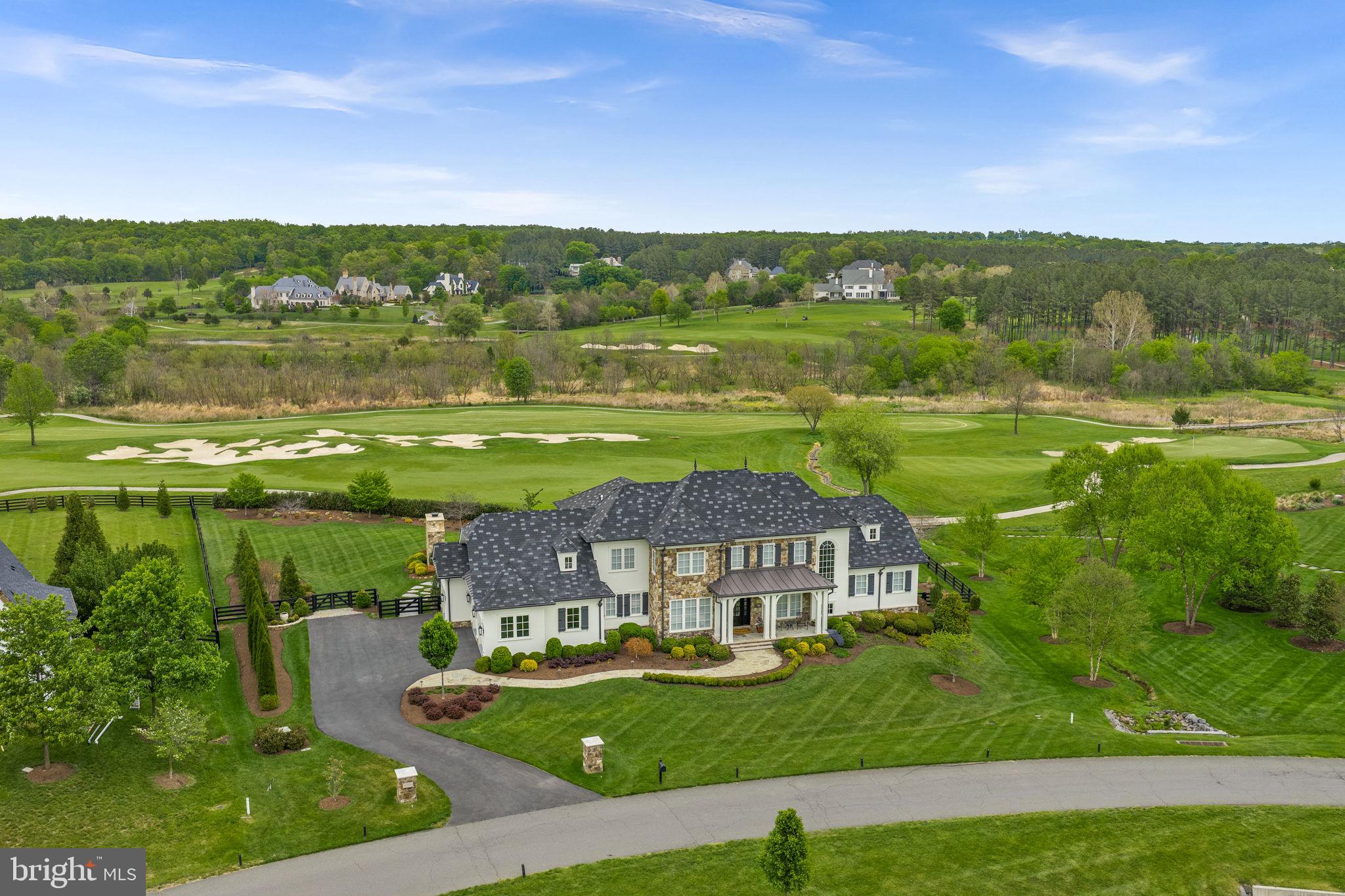 CREIGHTON FARMS - Residential