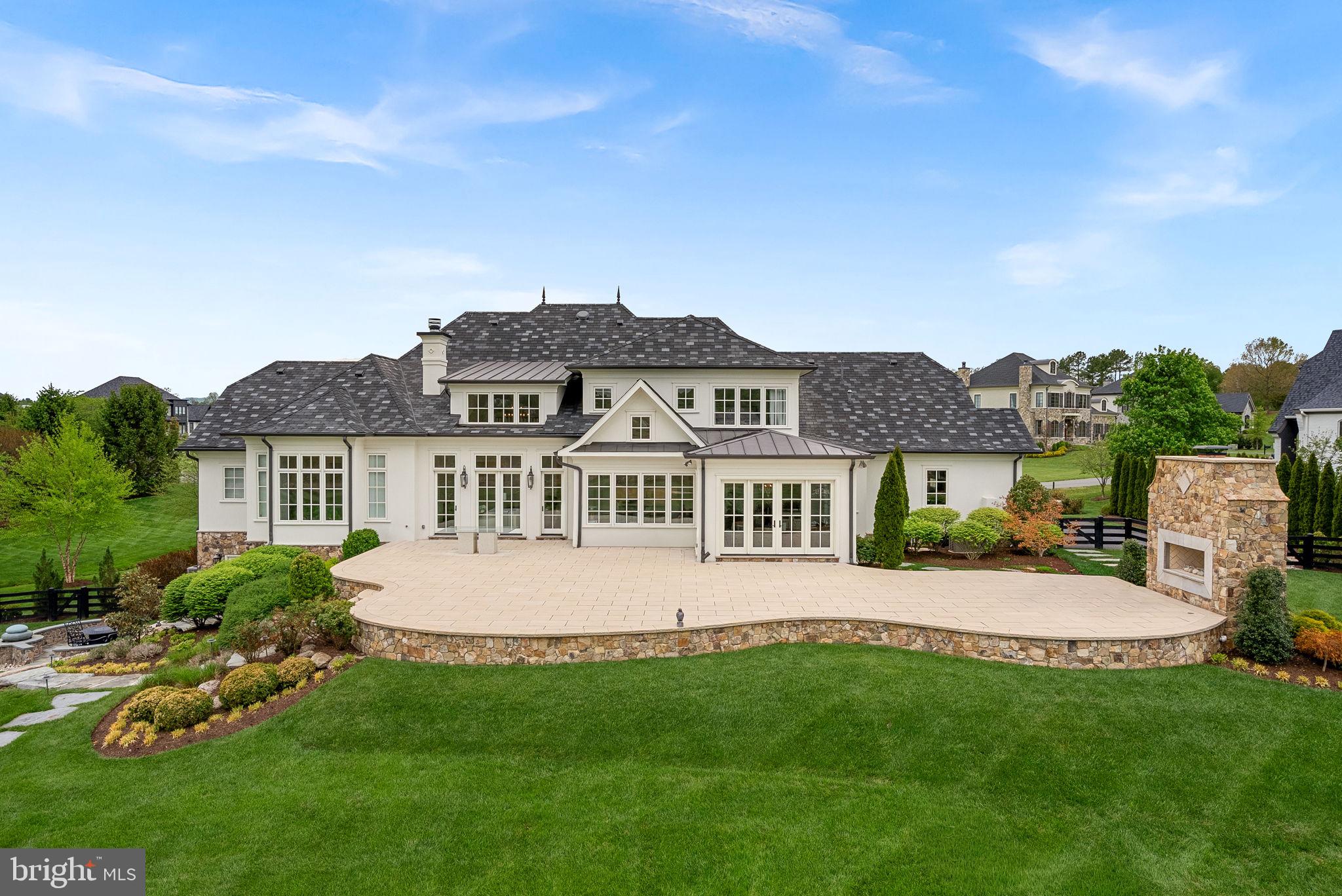 CREIGHTON FARMS - Residential