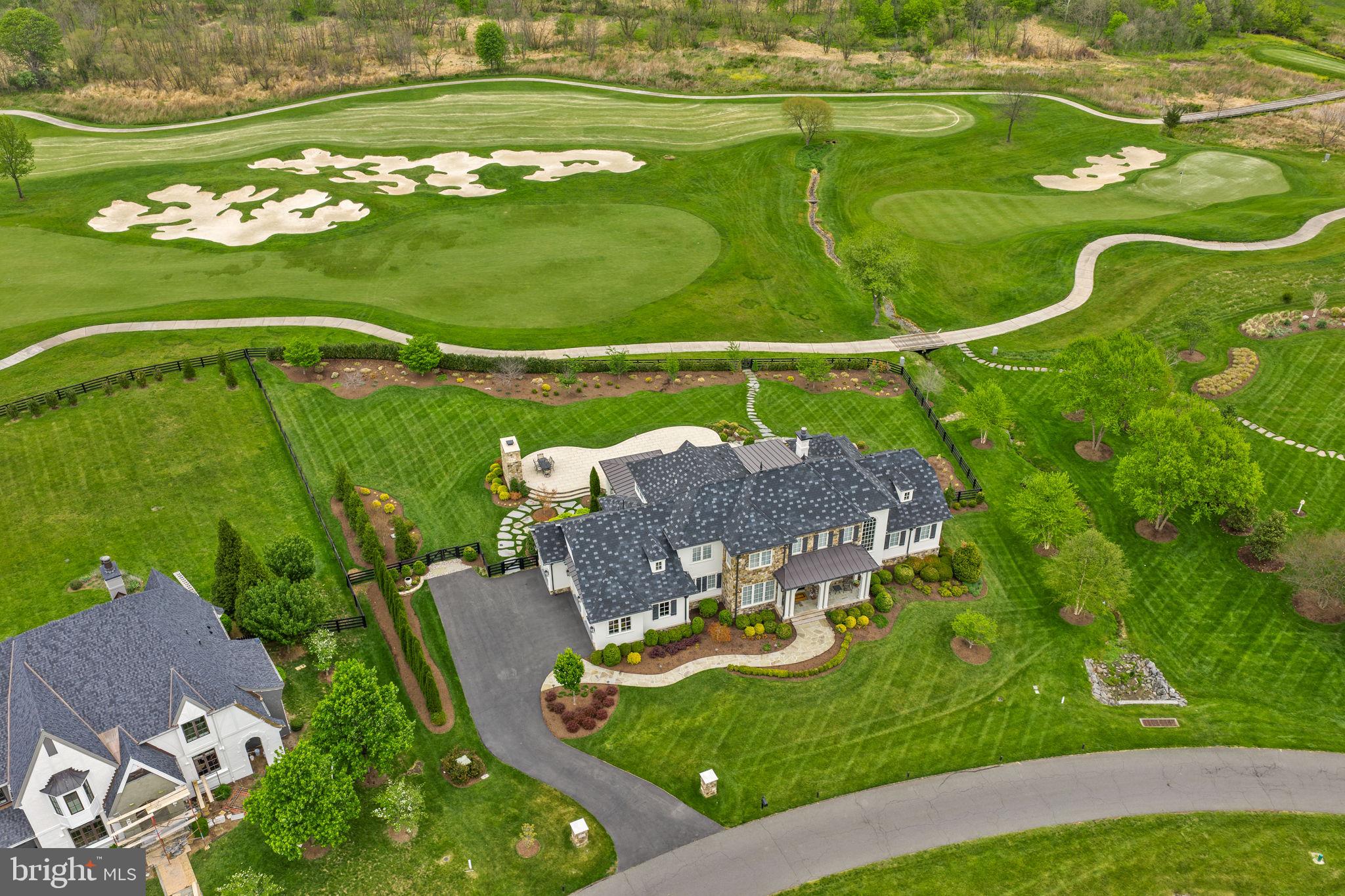 CREIGHTON FARMS - Residential