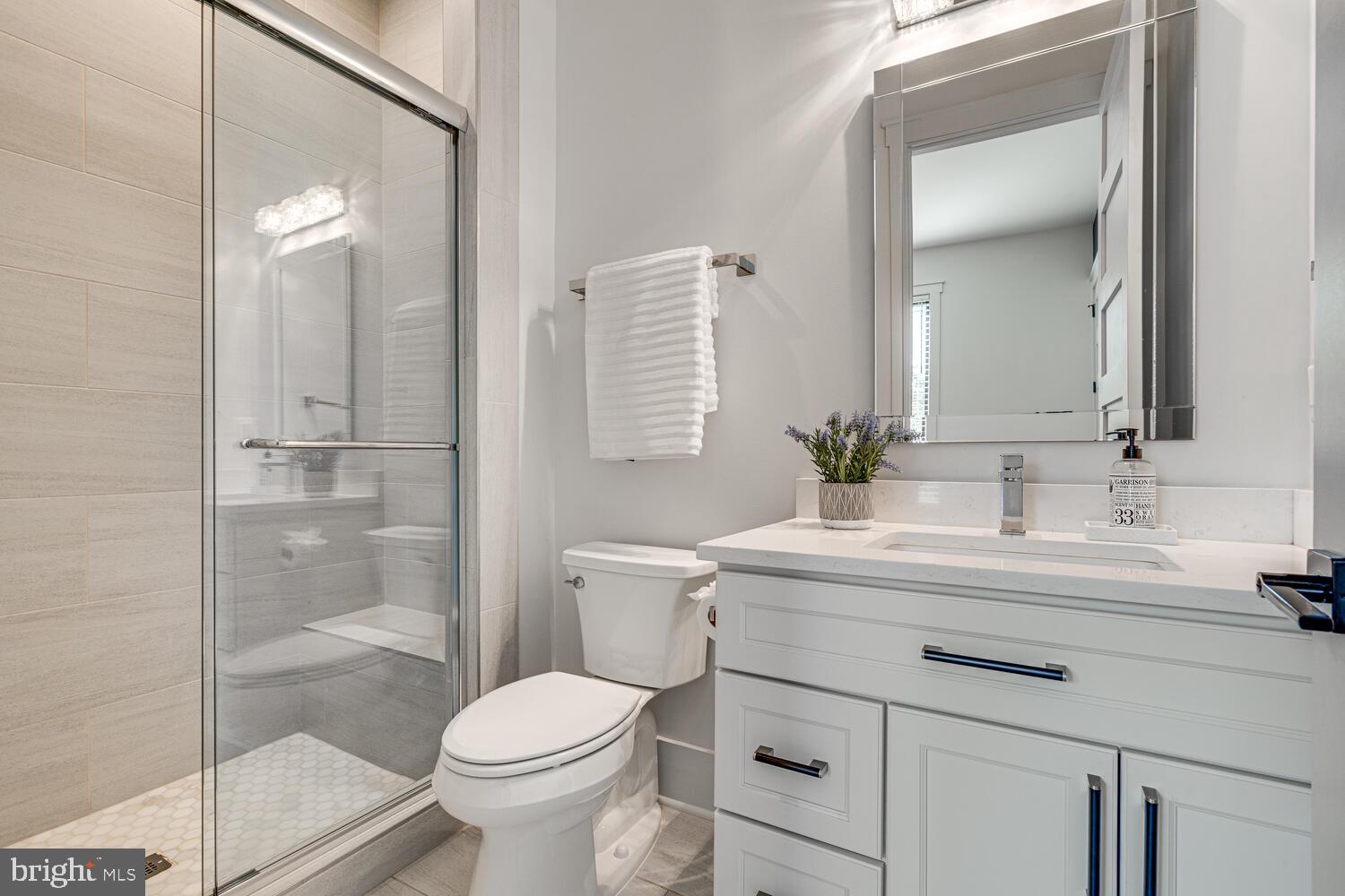 GOLF CLUB MANOR - Residential