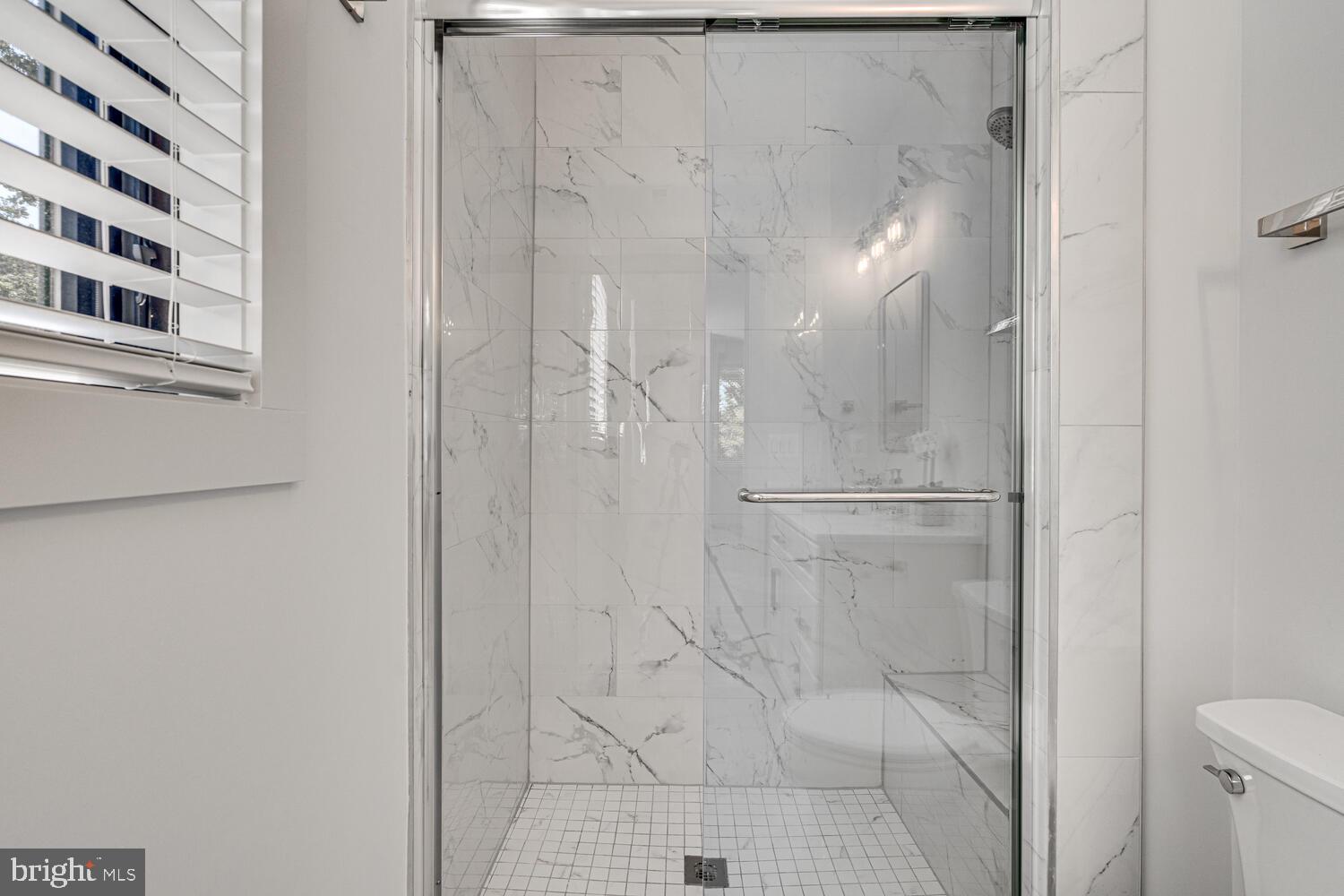 GOLF CLUB MANOR - Residential