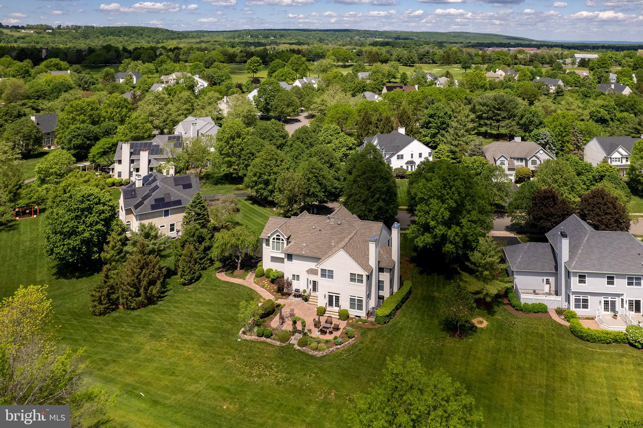 15 BULL CREEK COURT