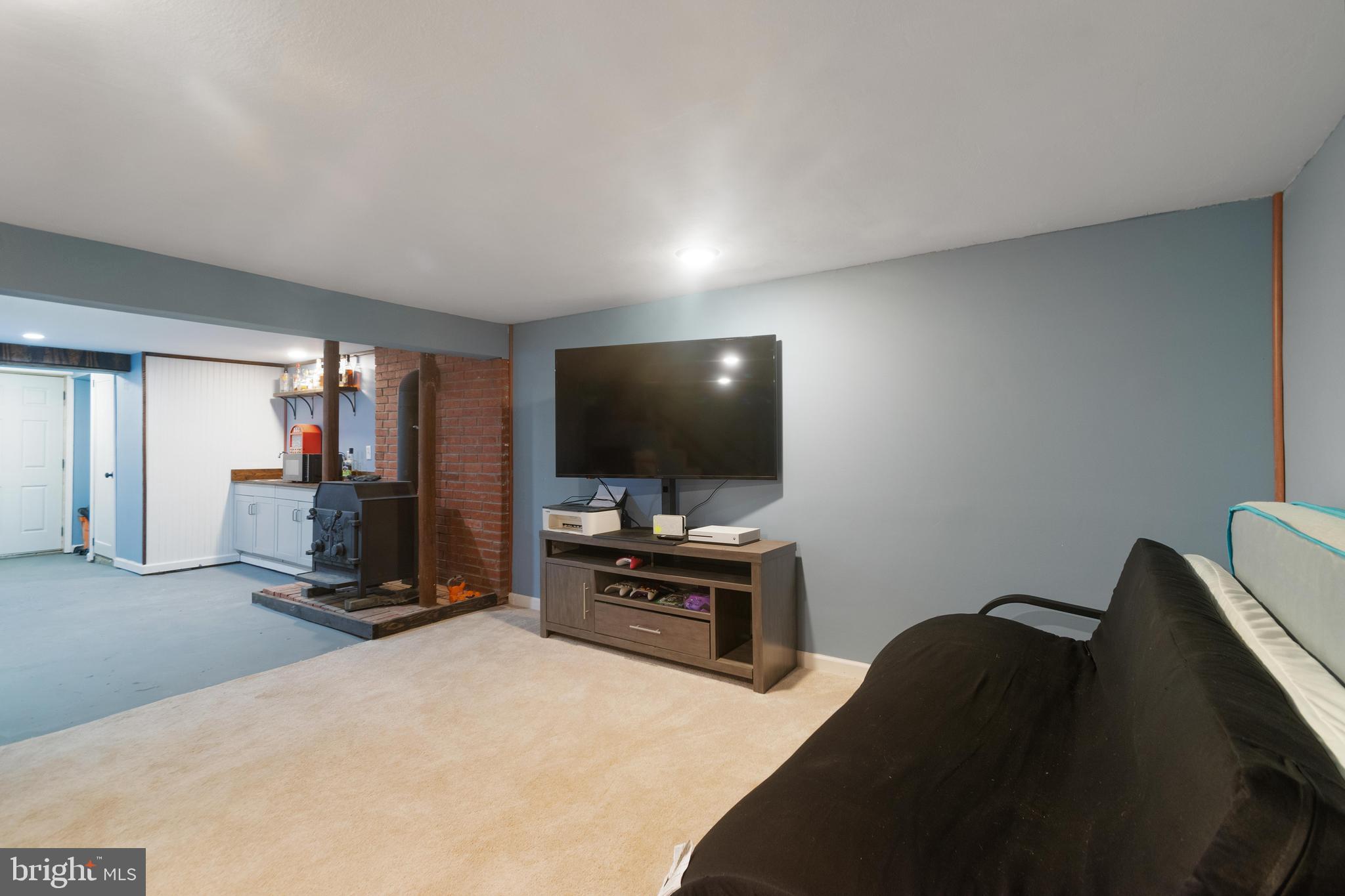 HAMPSTEAD - Residential