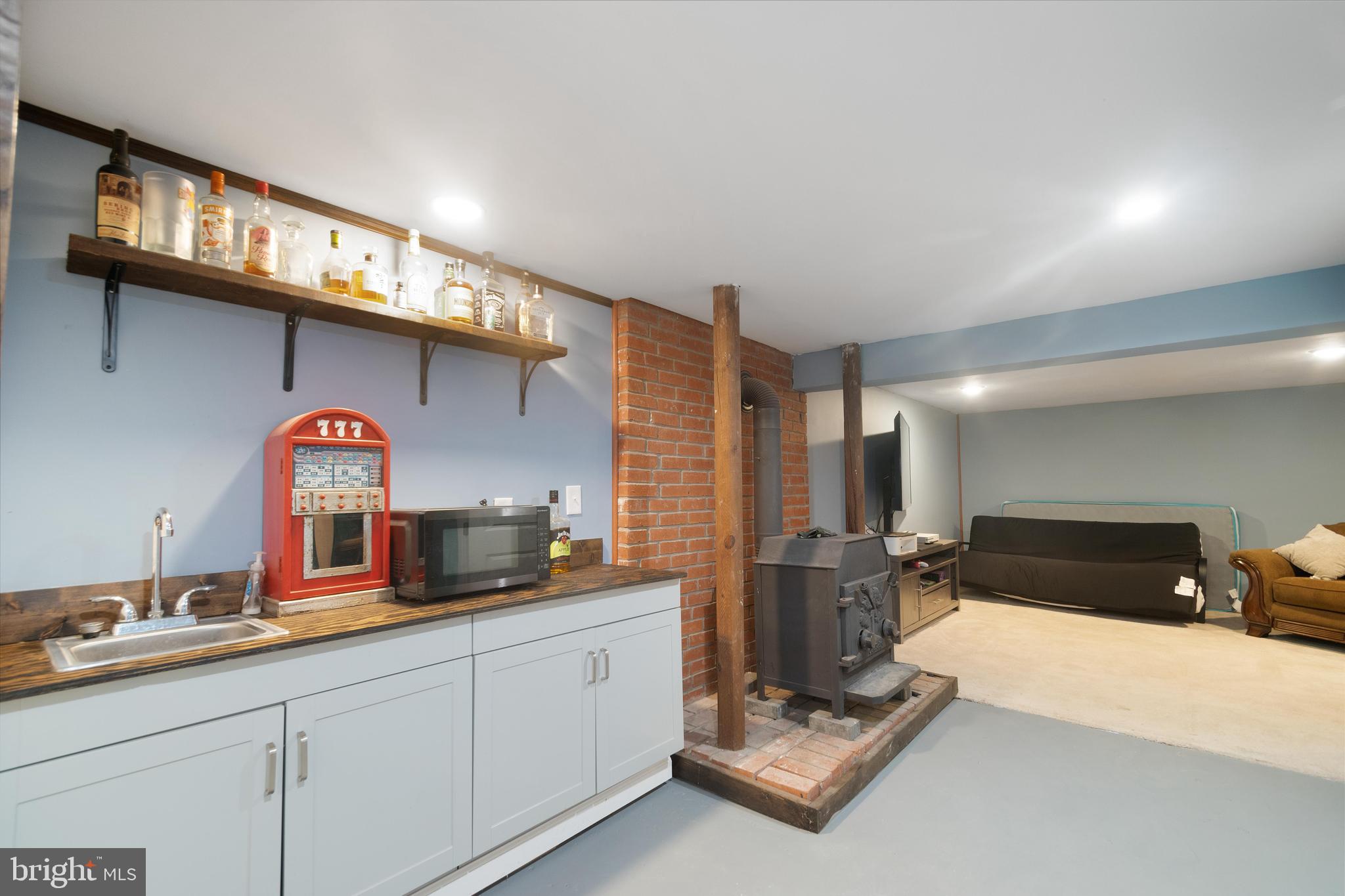 HAMPSTEAD - Residential