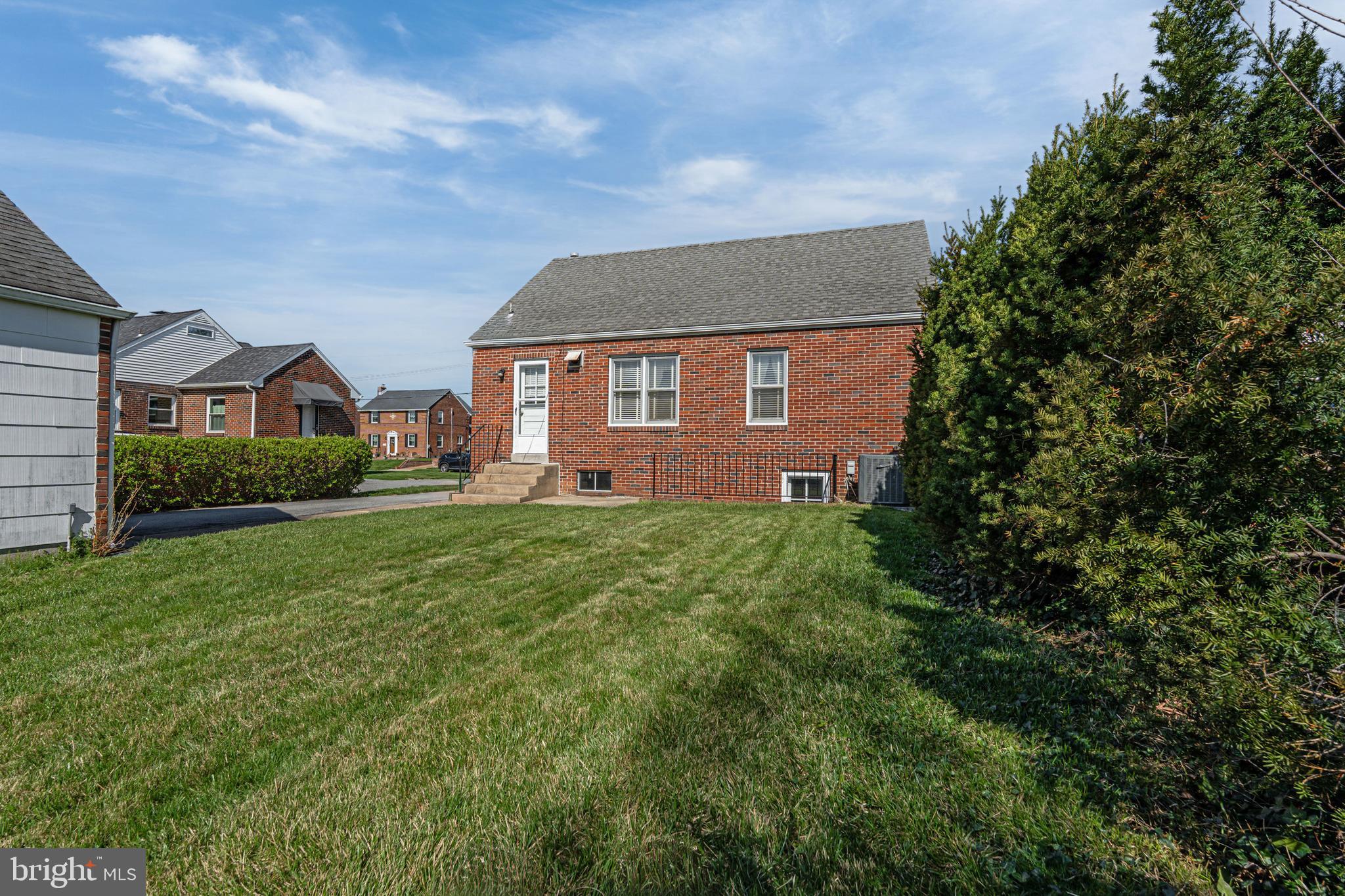 WOODCREST - Residential