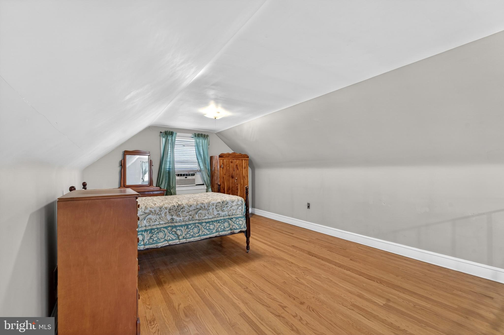 WOODCREST - Residential