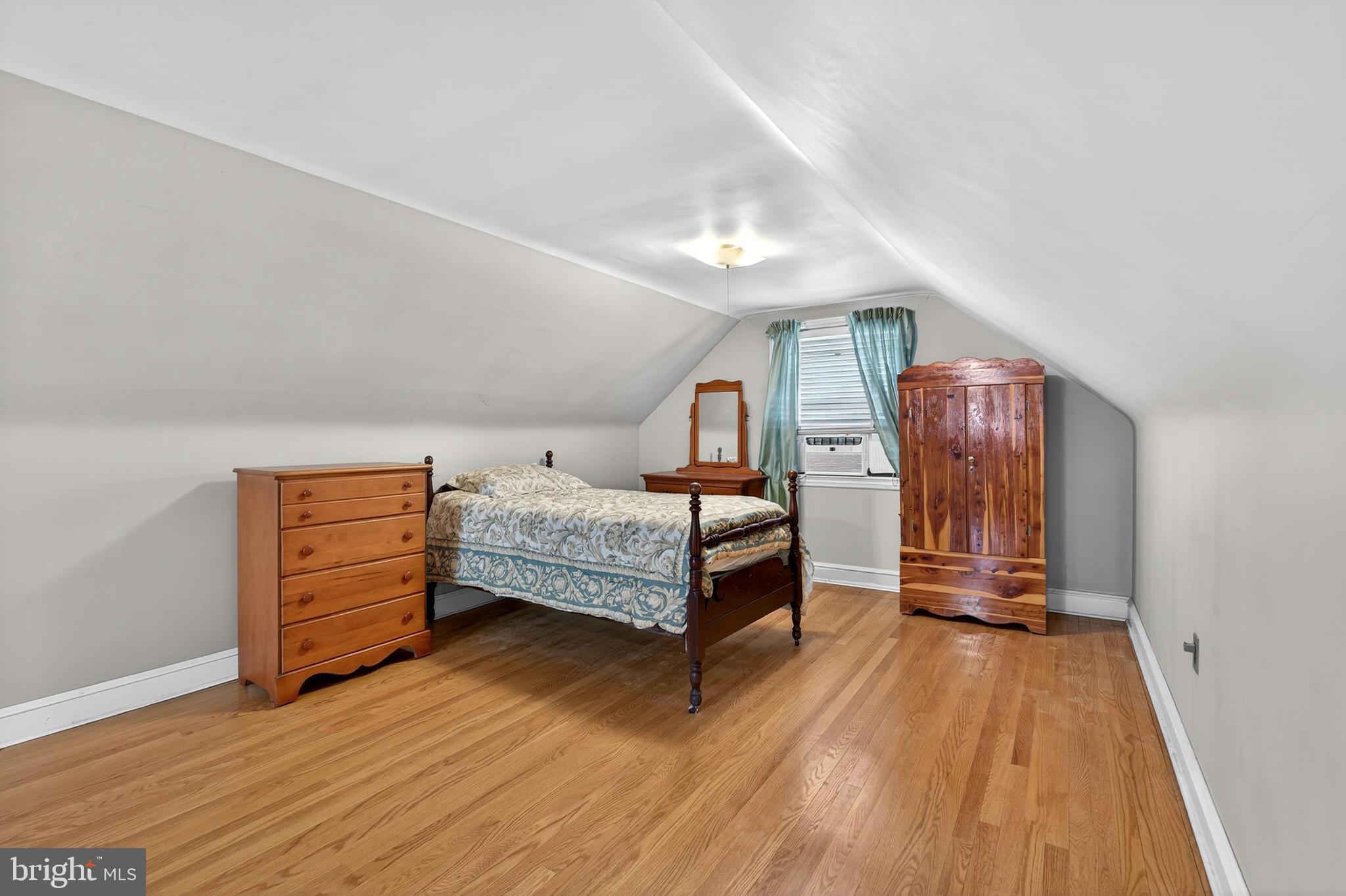 WOODCREST - Residential