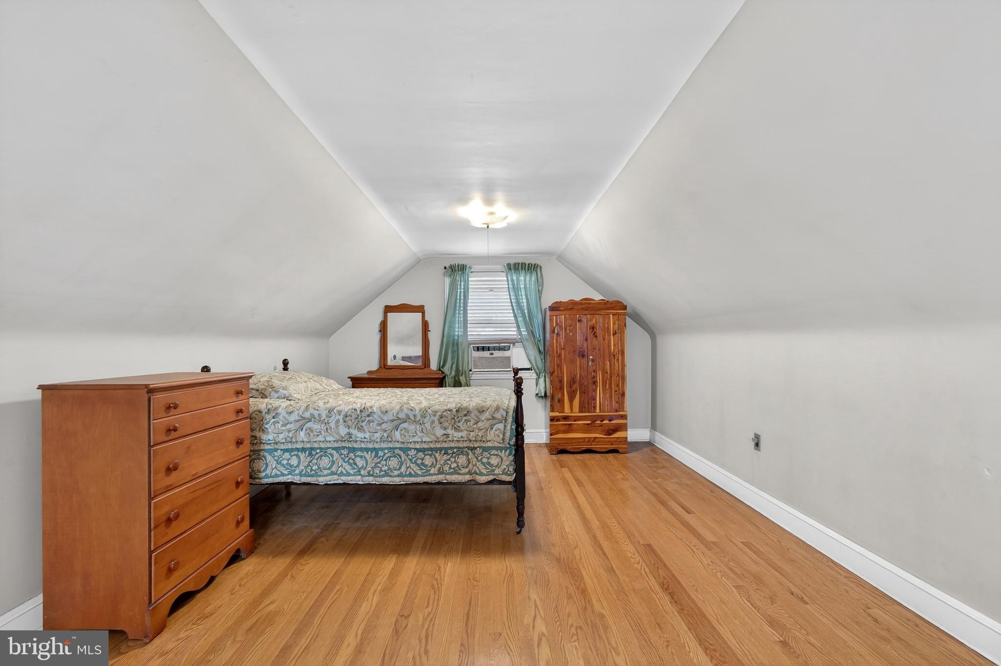 WOODCREST - Residential