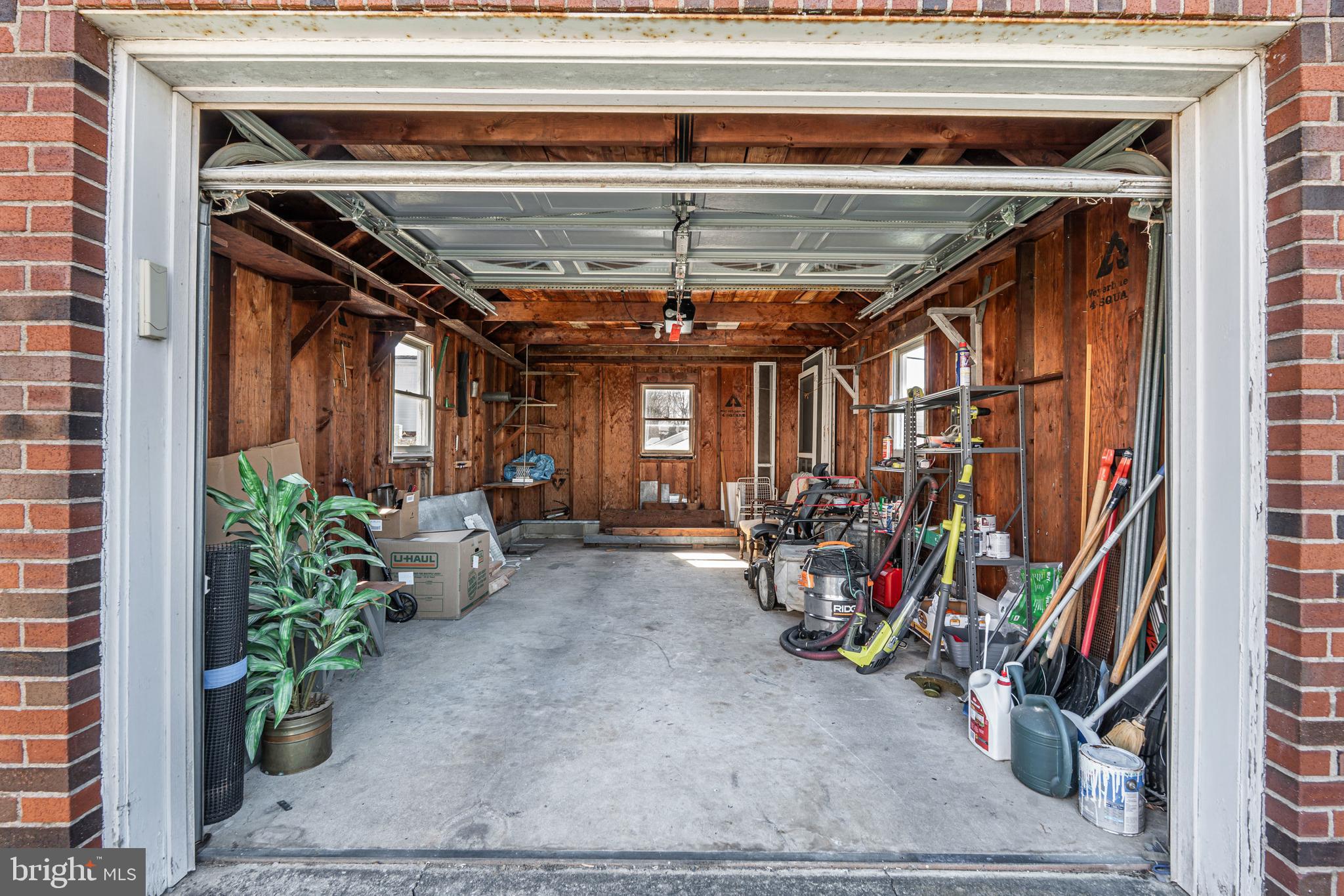 WOODCREST - Residential