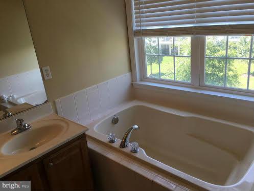 THE CHOICE AT FAIRWOOD A - Residential Lease