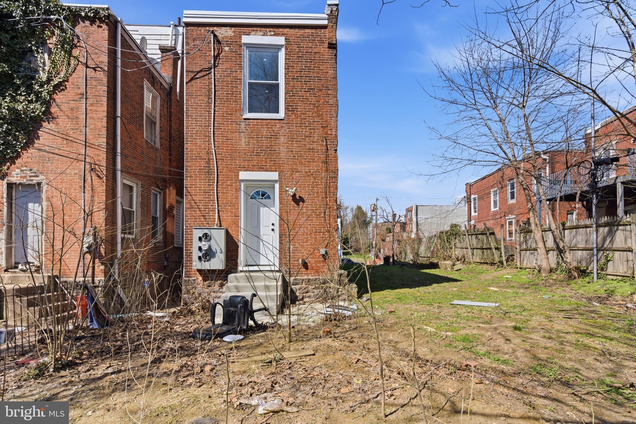 PHILADELPHIA (SOUTHWEST) - Residential