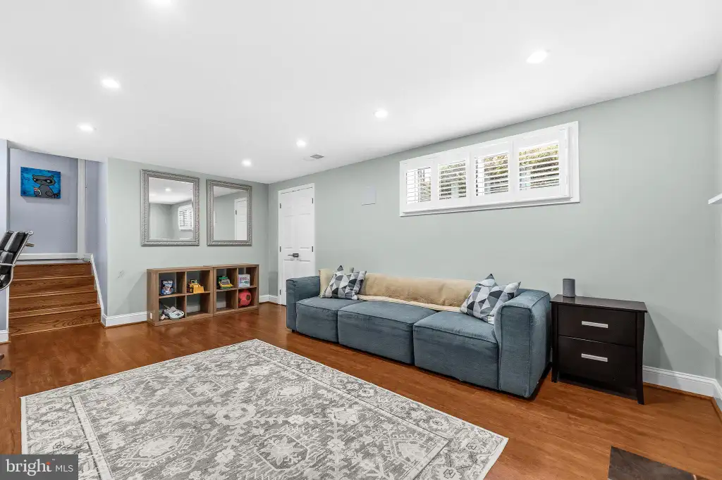 Additional image 48 of 968 N Rochester Street, Arlington, VA 22205