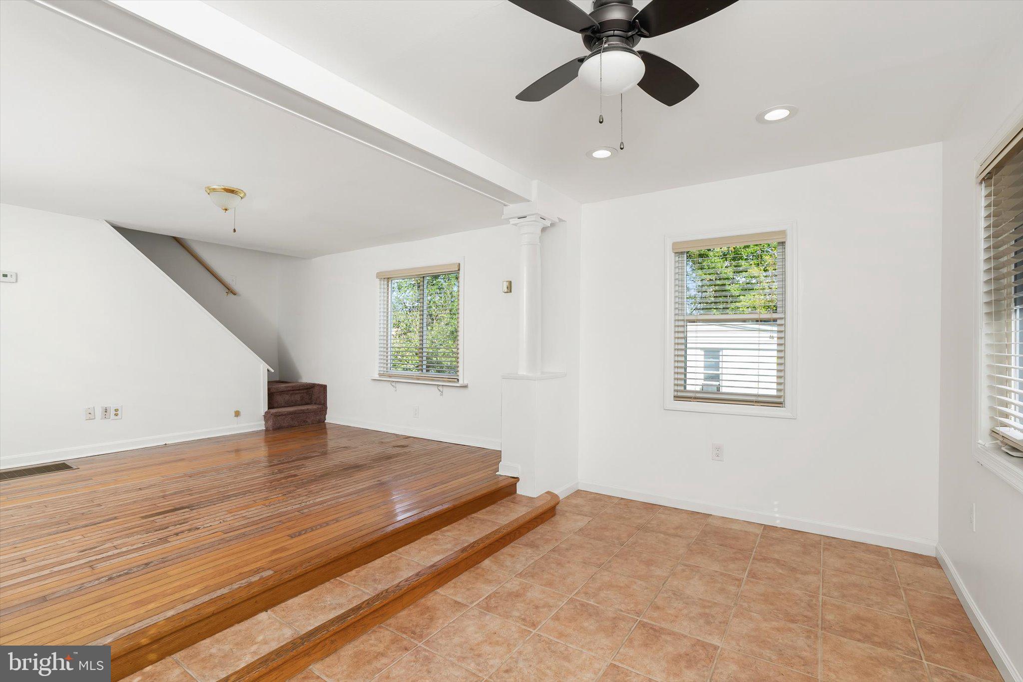 44 HUTCHINS AVENUE