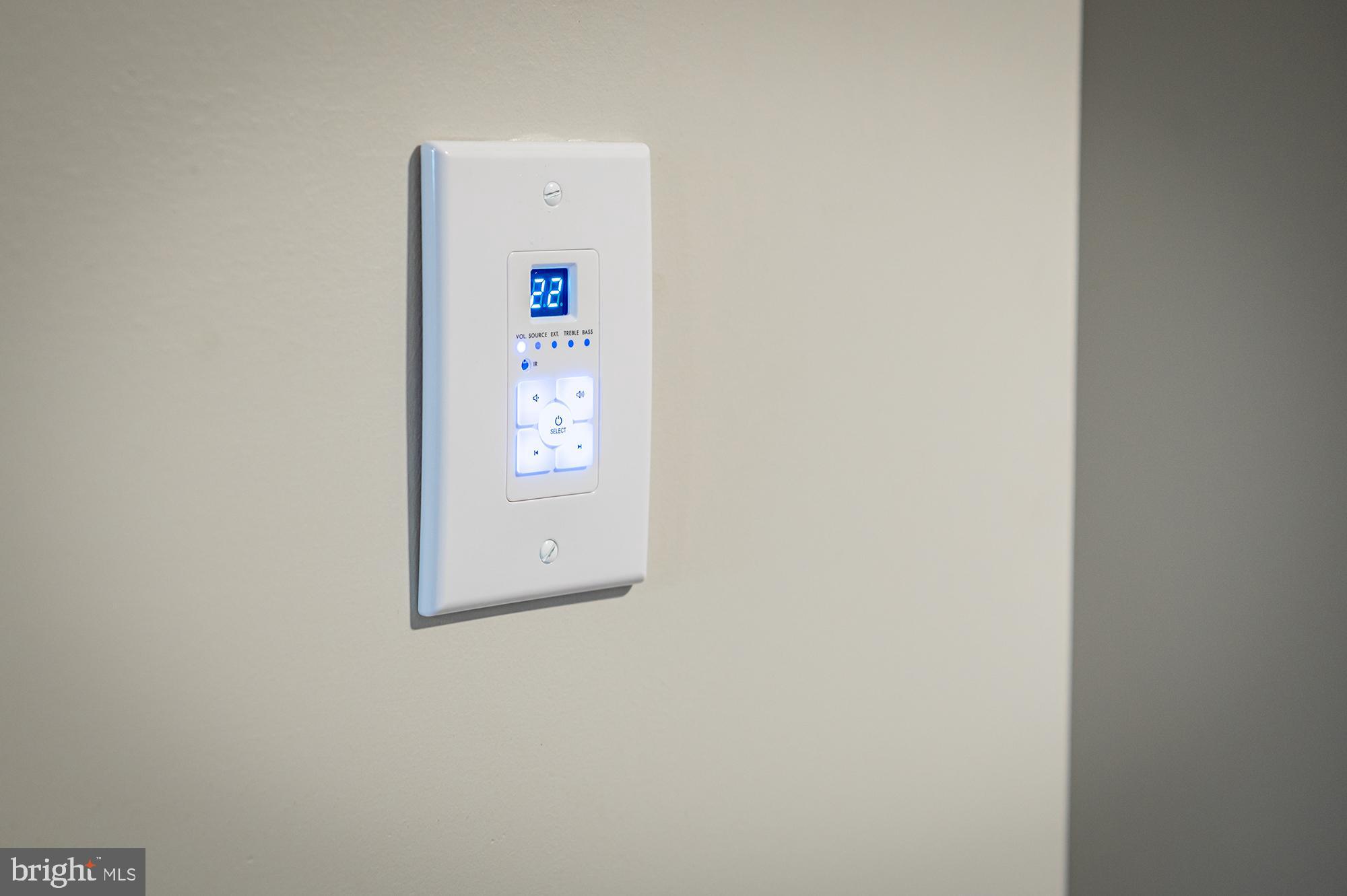 BROADWAY EAST - Residential