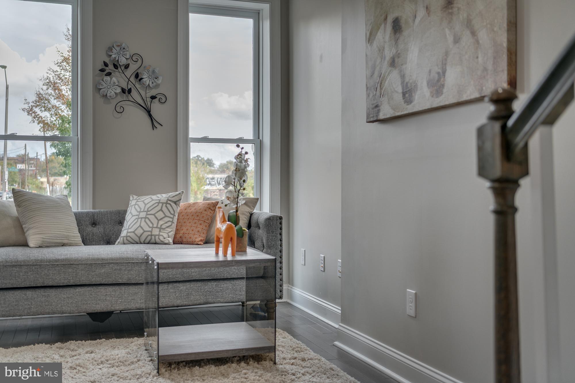 BROADWAY EAST - Residential