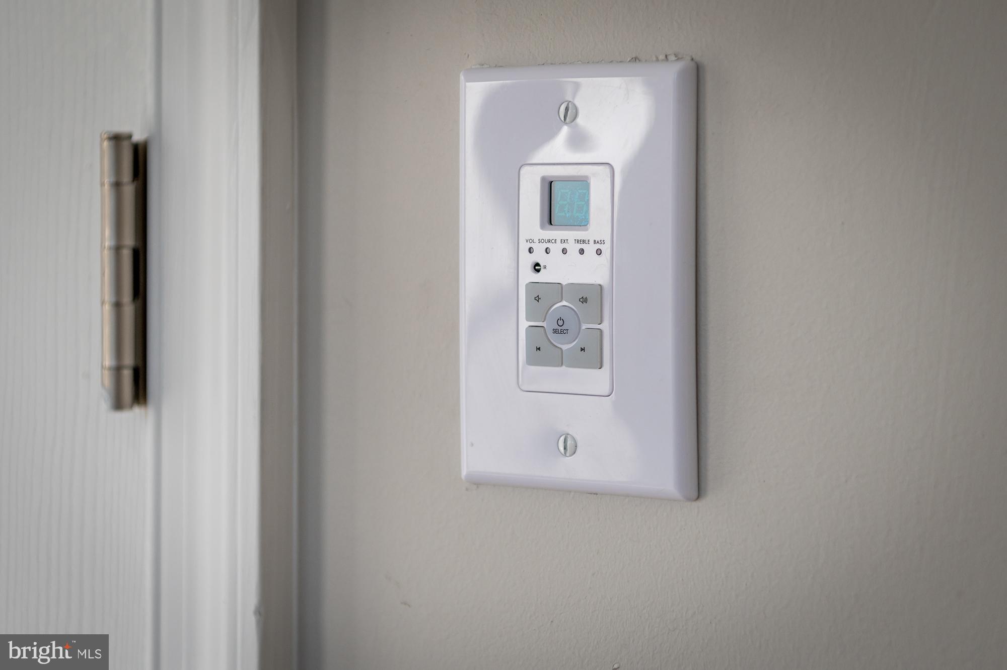 BROADWAY EAST - Residential