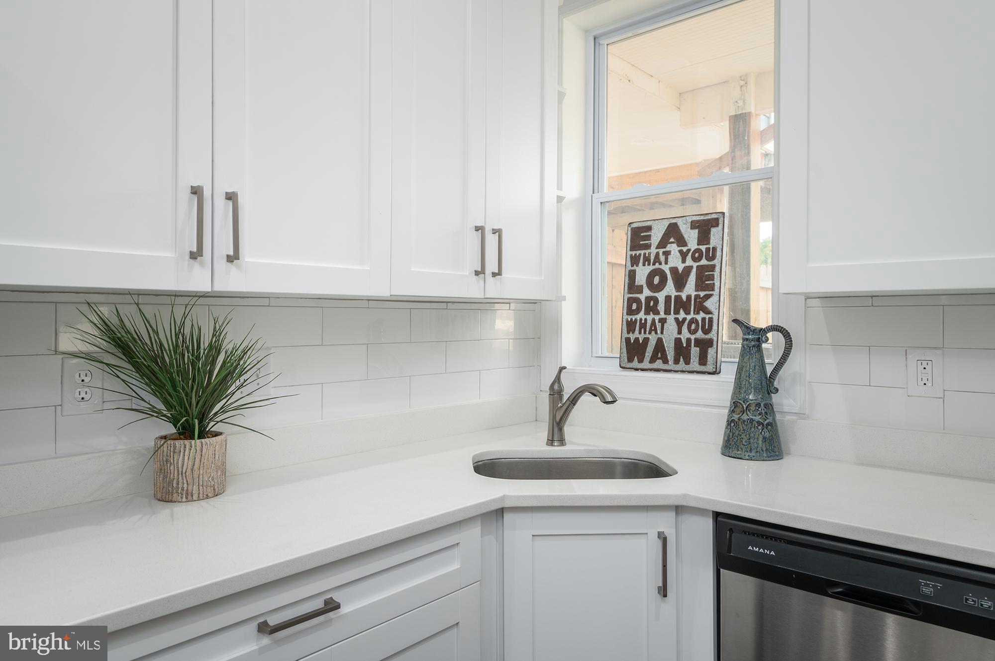 BROADWAY EAST - Residential