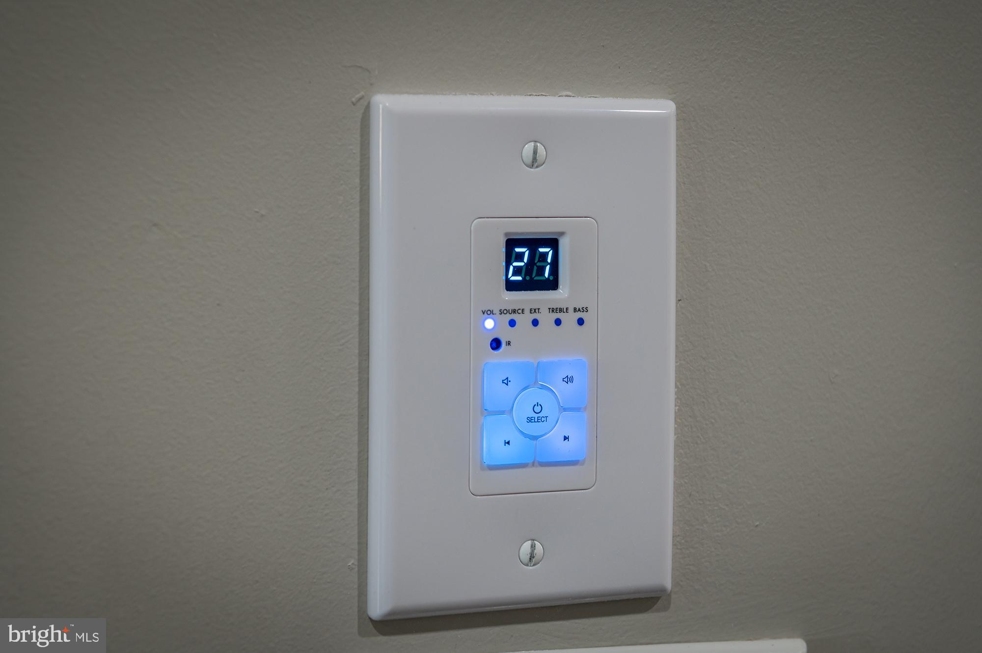 BROADWAY EAST - Residential