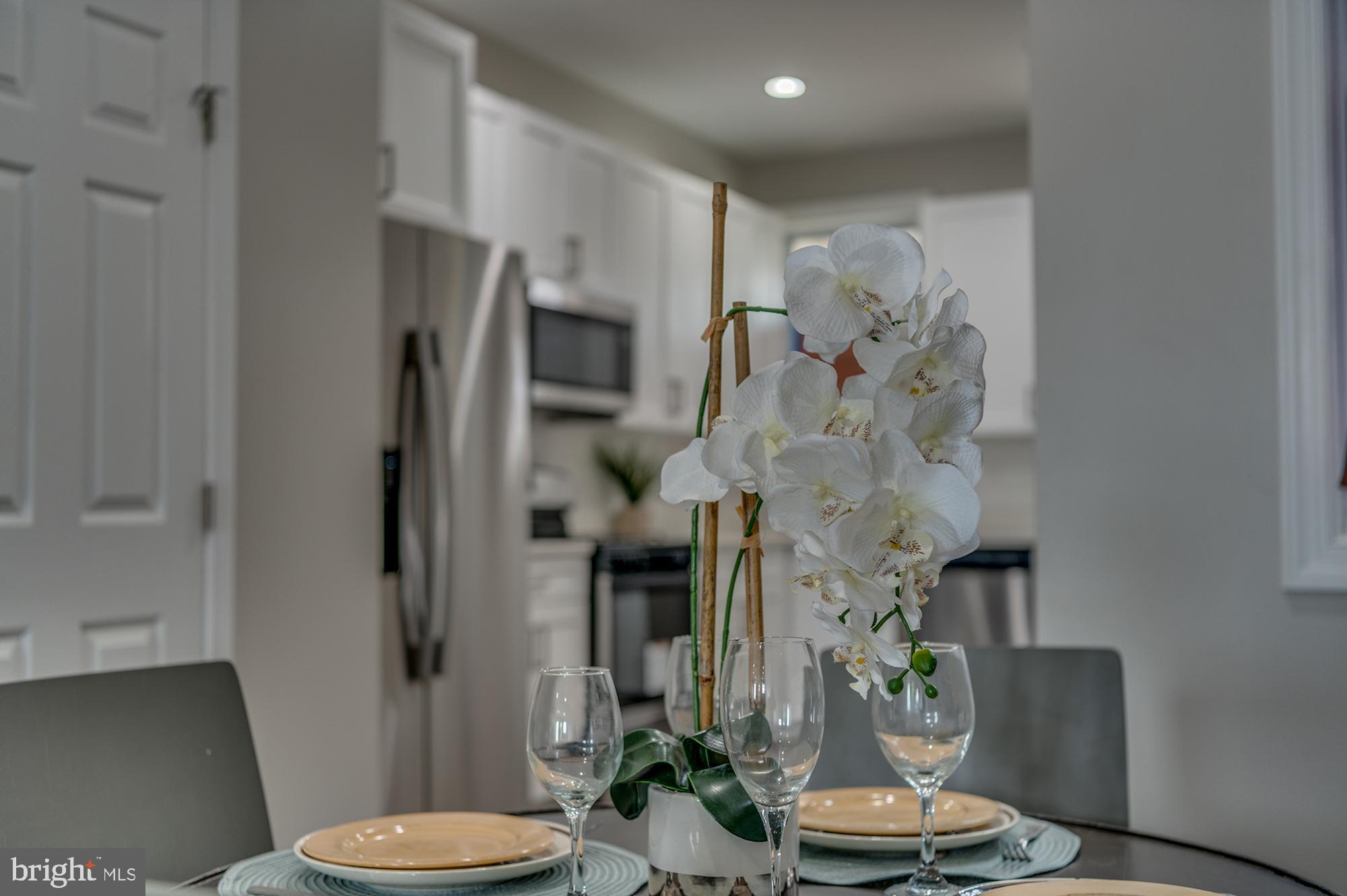 BROADWAY EAST - Residential