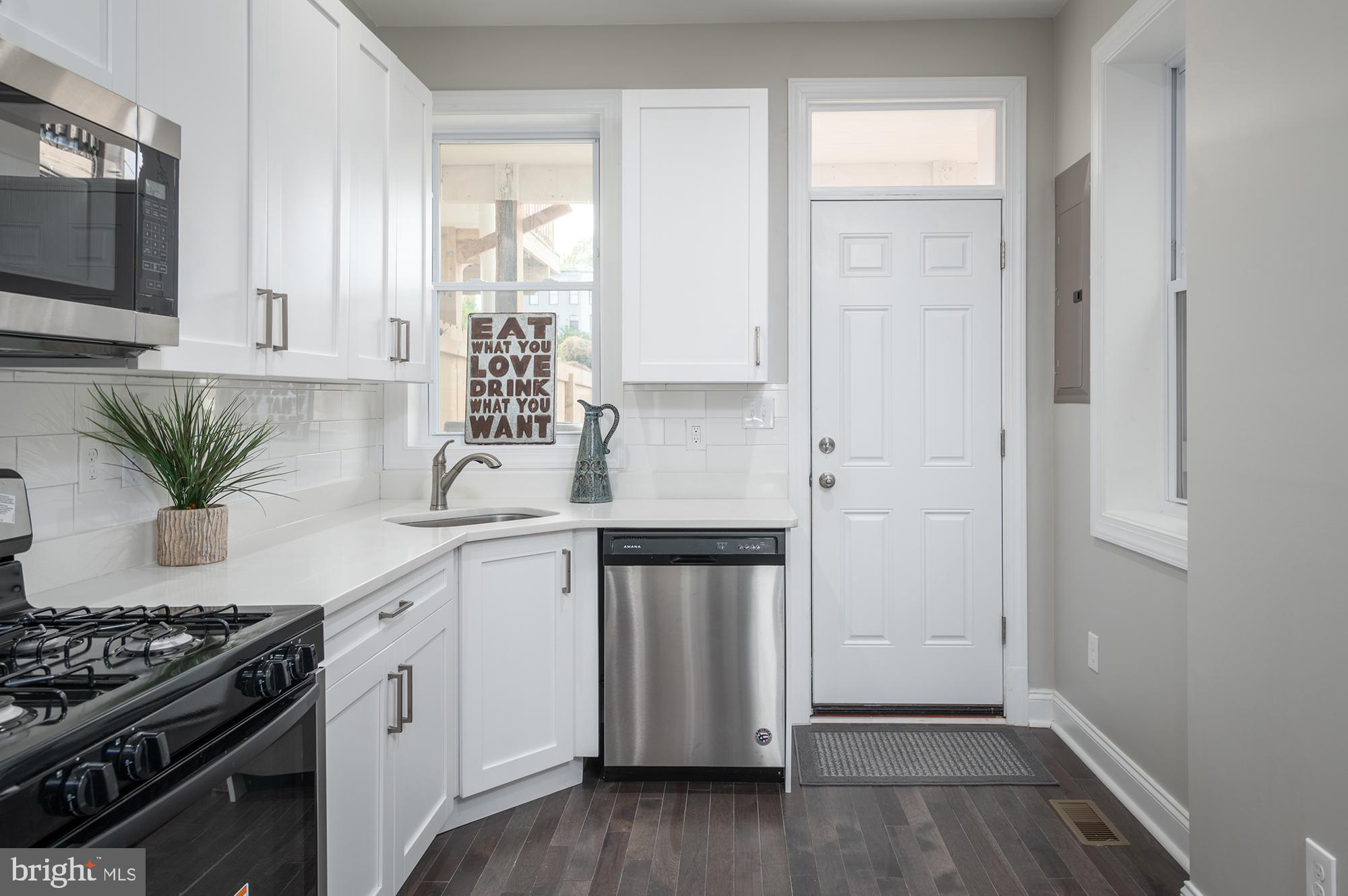 BROADWAY EAST - Residential