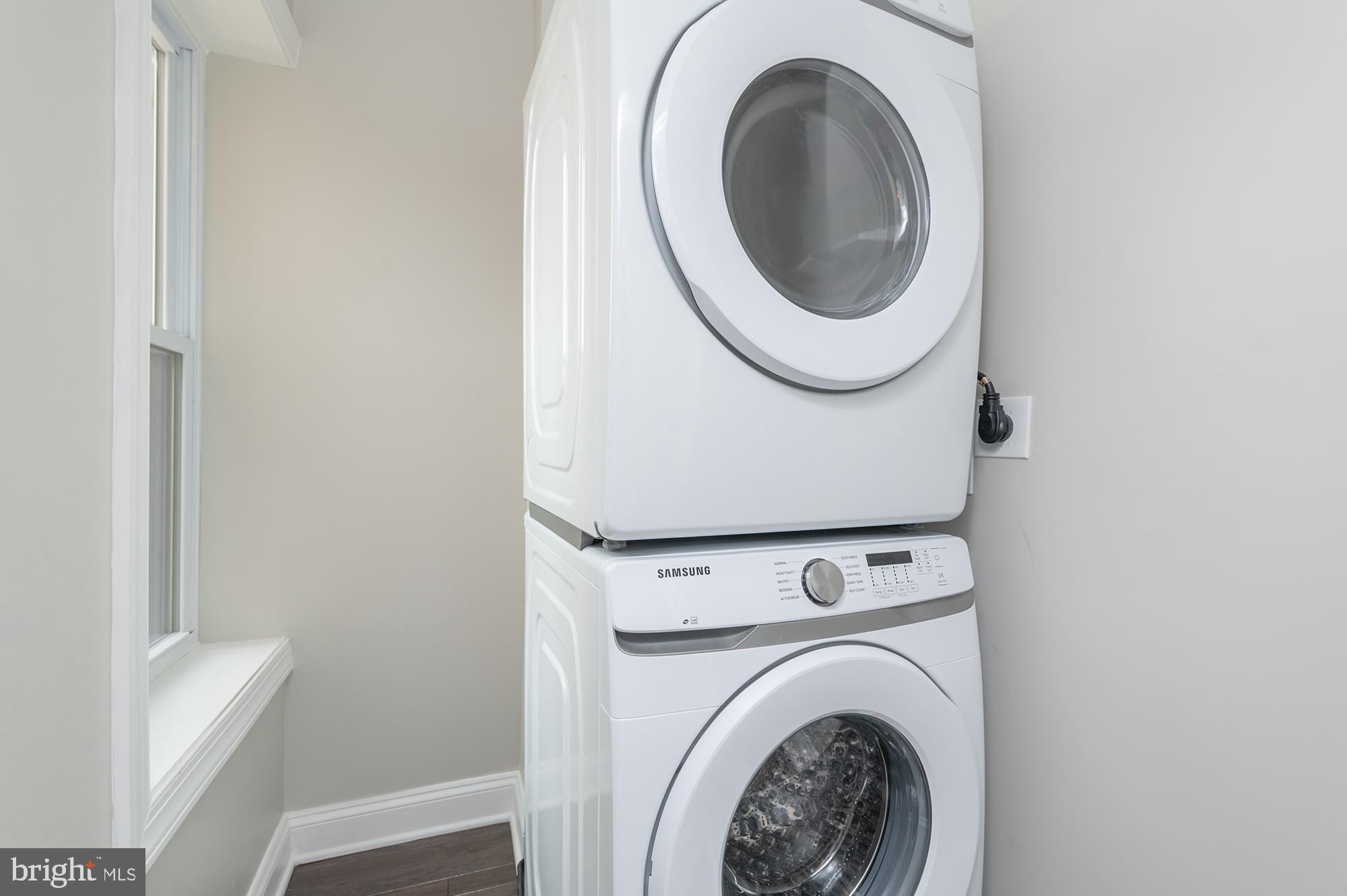 BROADWAY EAST - Residential