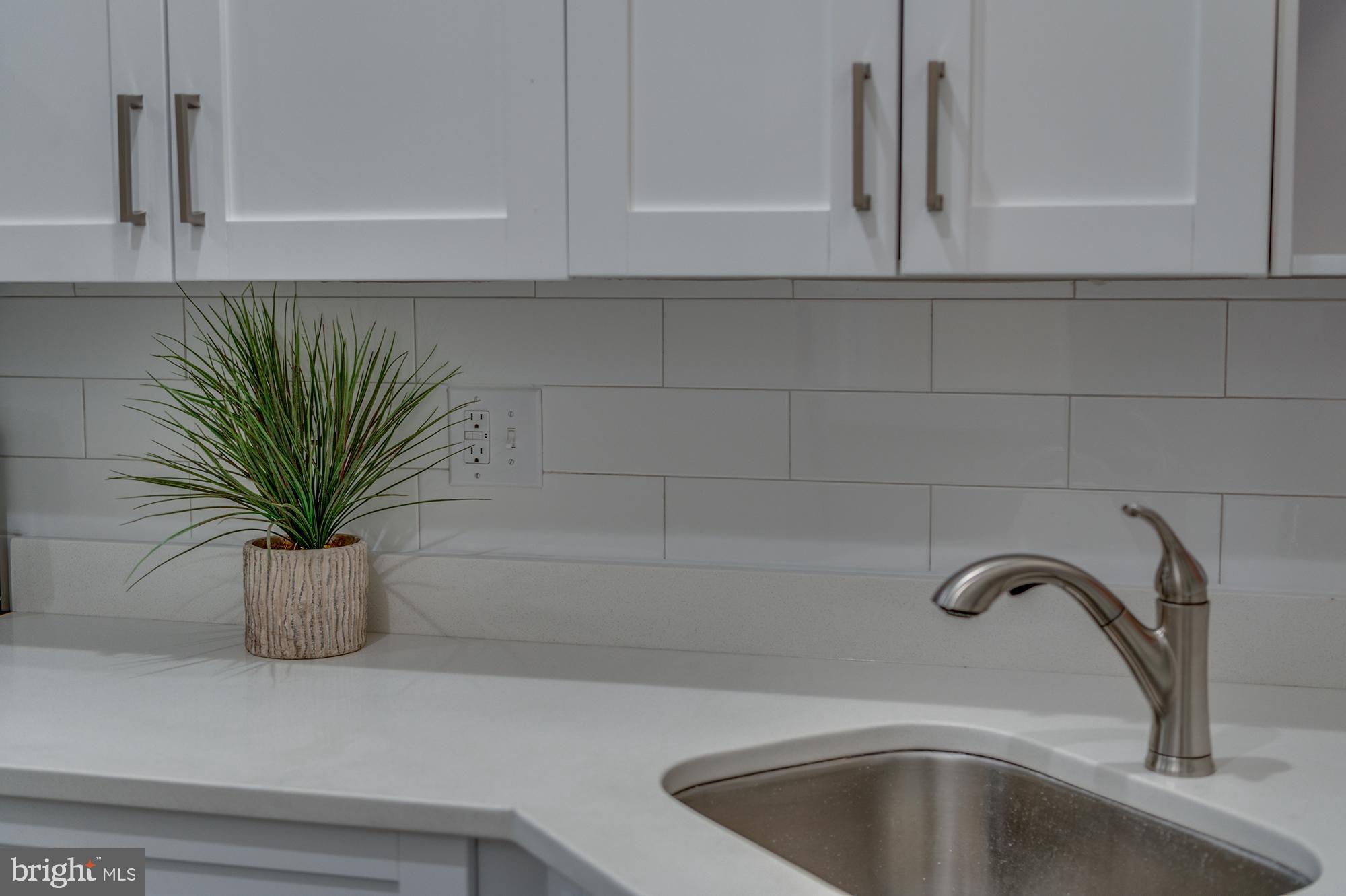 BROADWAY EAST - Residential