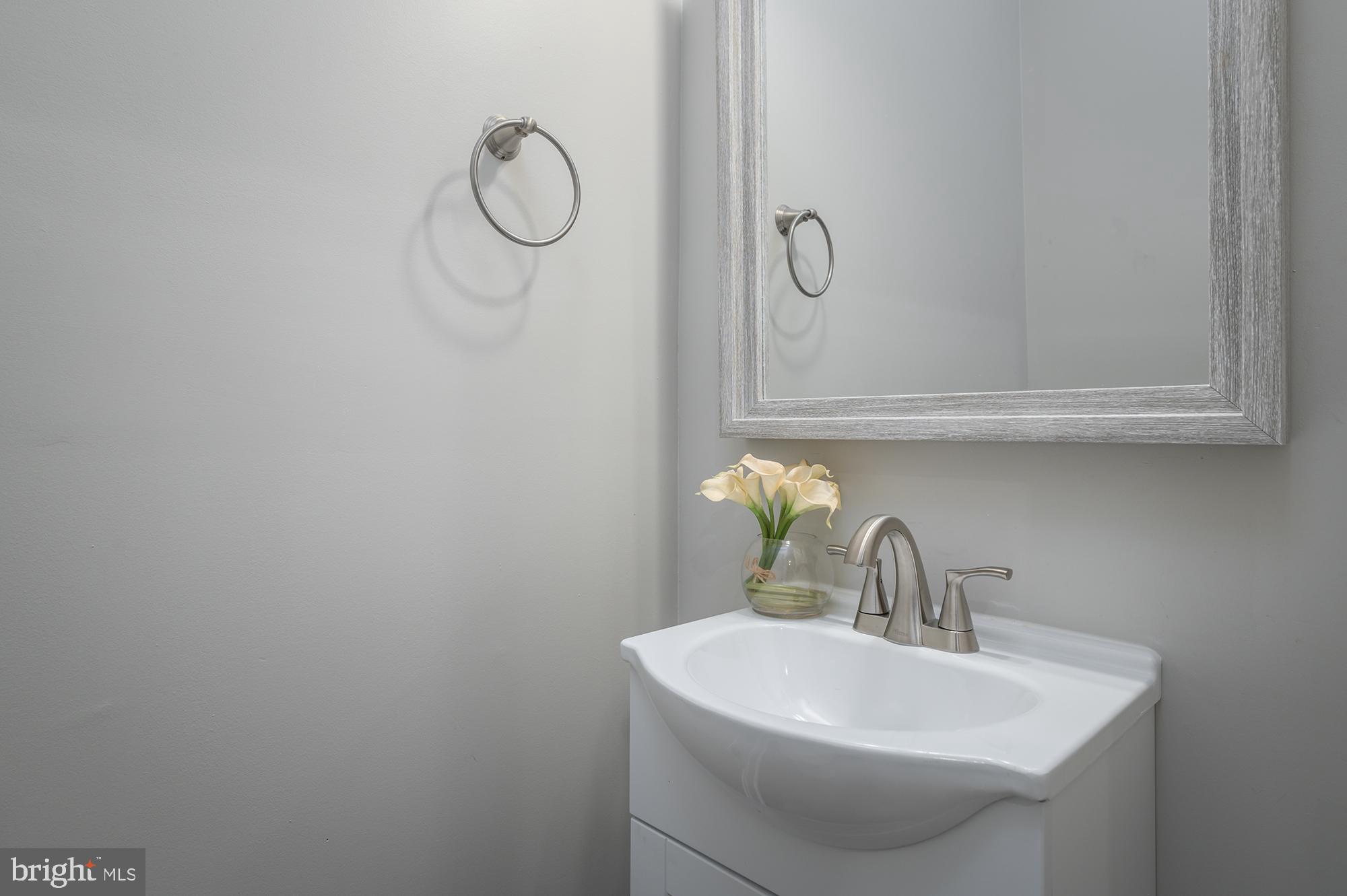 BROADWAY EAST - Residential