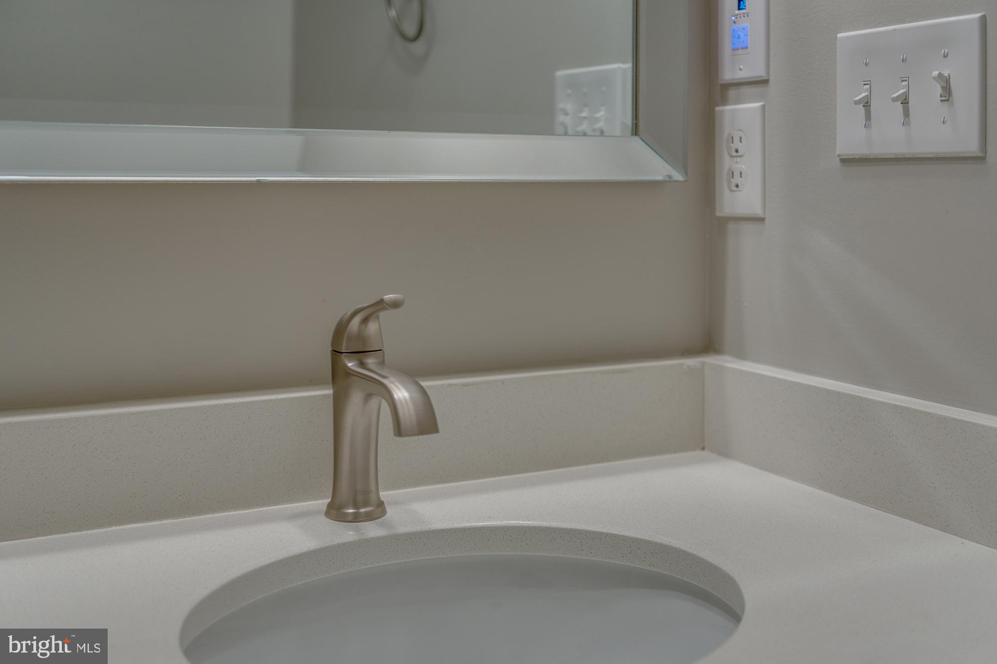 BROADWAY EAST - Residential