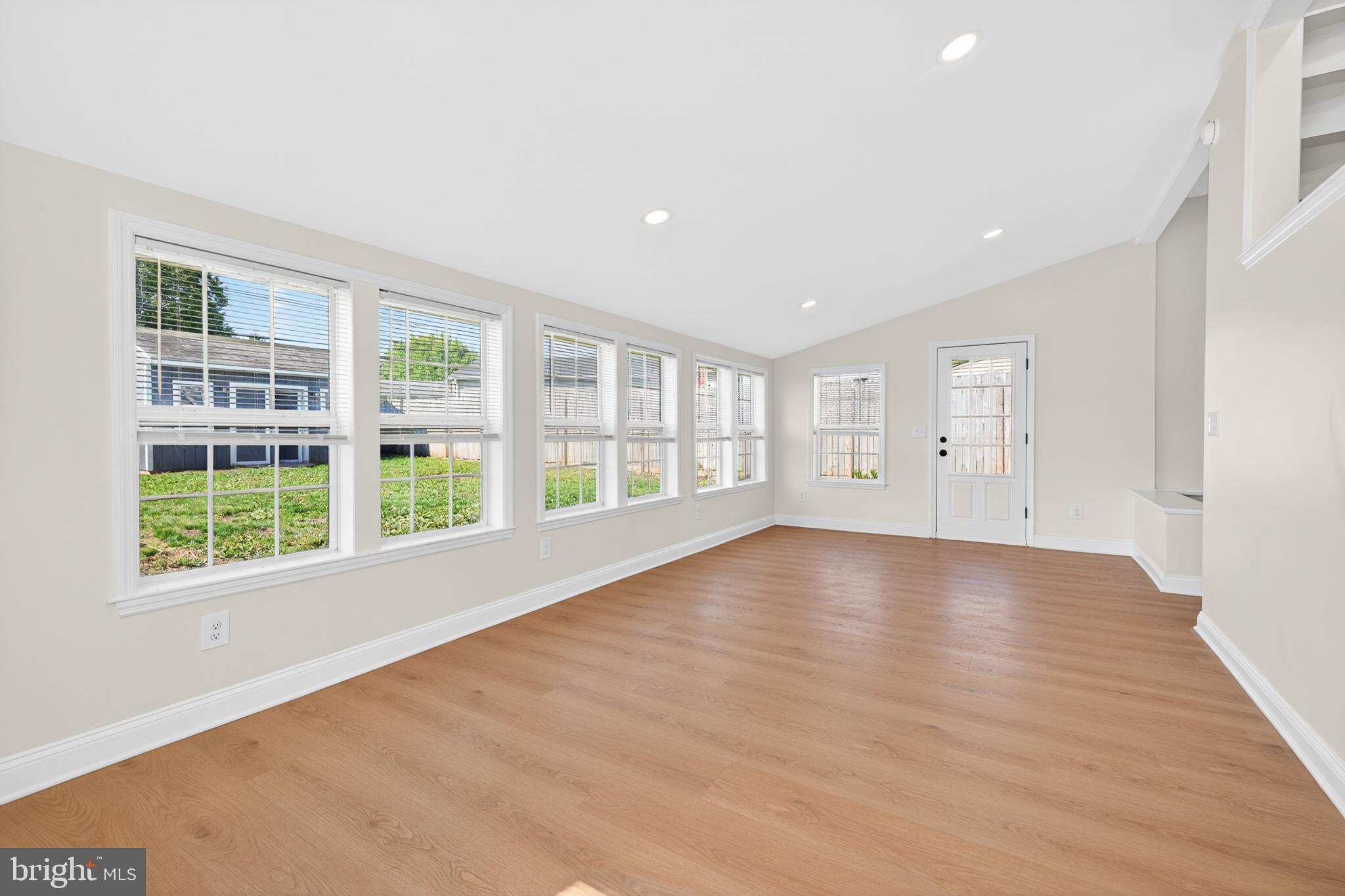 FAULKLAND HEIGHTS - Residential