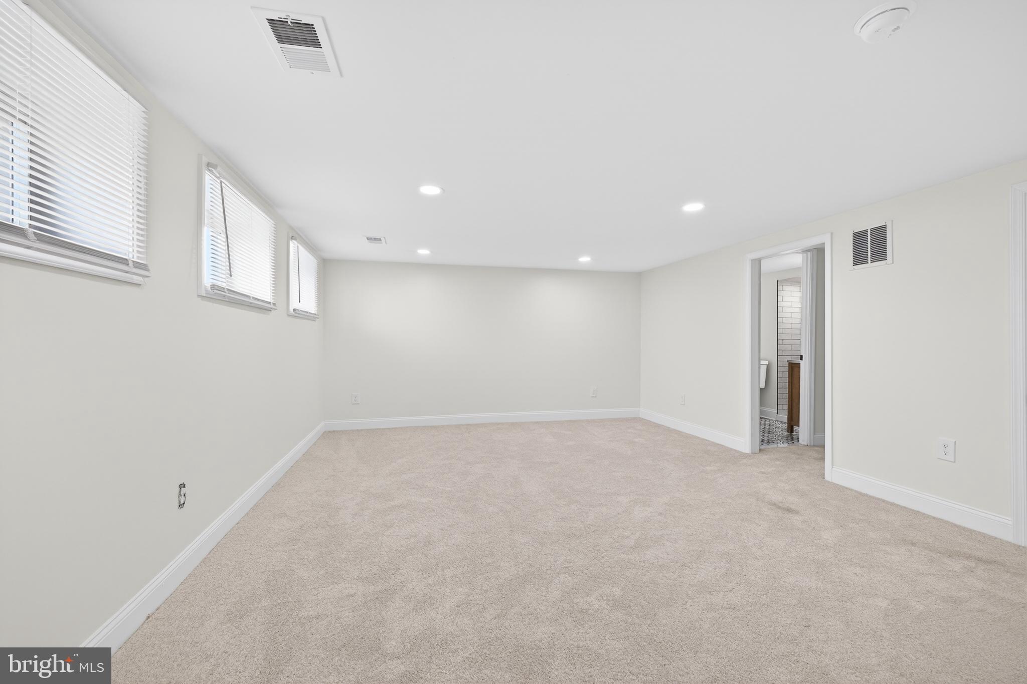 FAULKLAND HEIGHTS - Residential