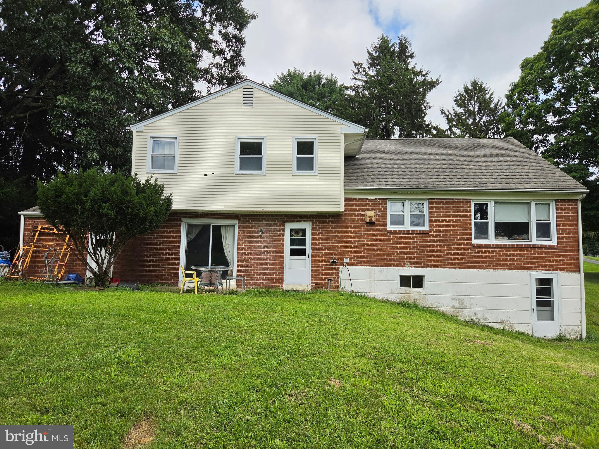 405 HEMPSTEAD CIRCLE 1012