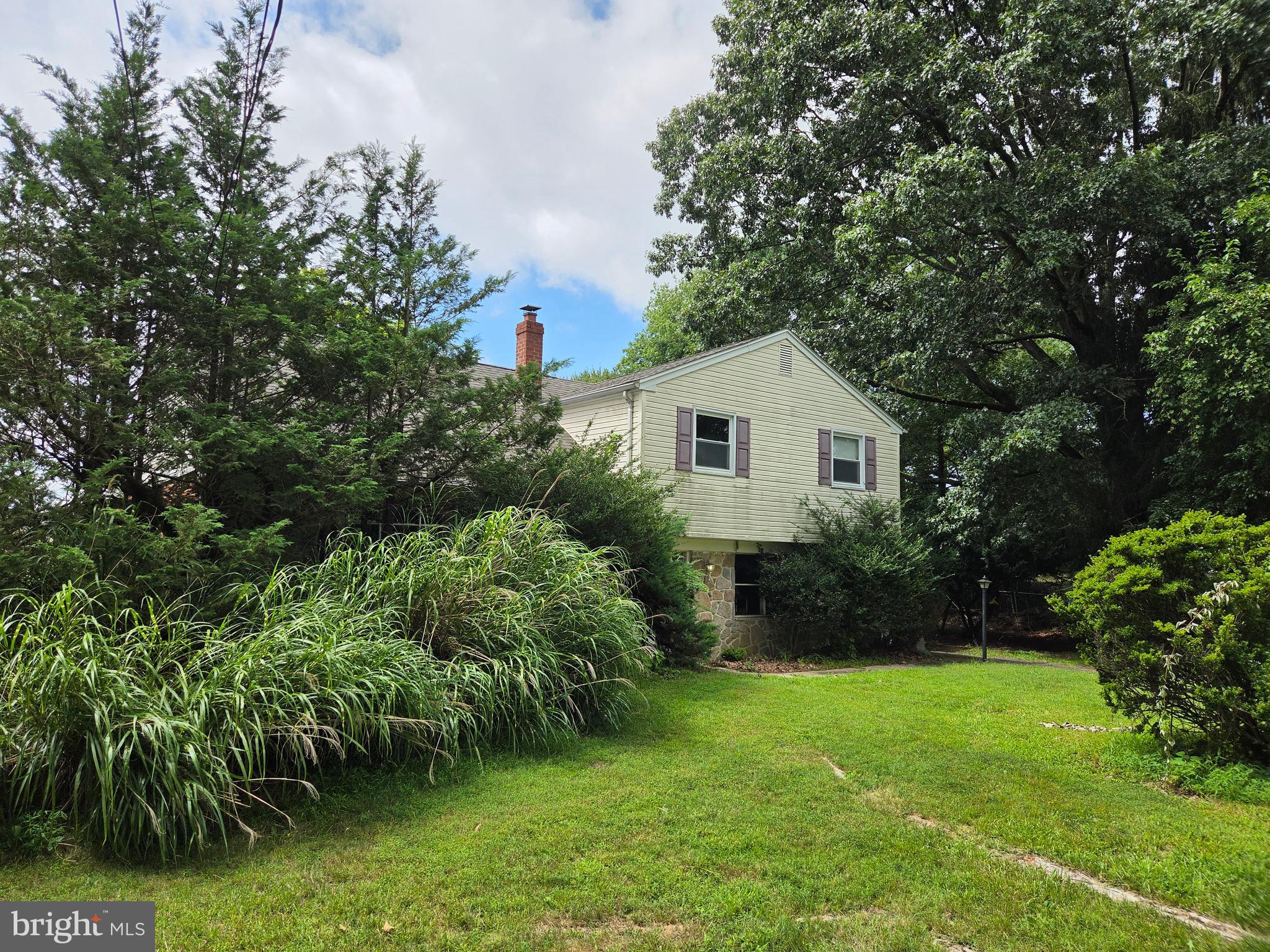 405 HEMPSTEAD CIRCLE 1012
