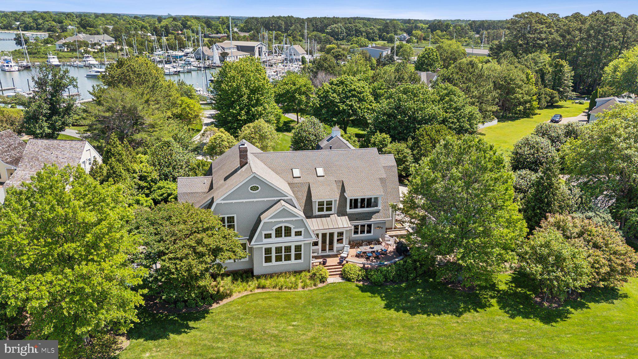 BACHELORS POINT - Residential