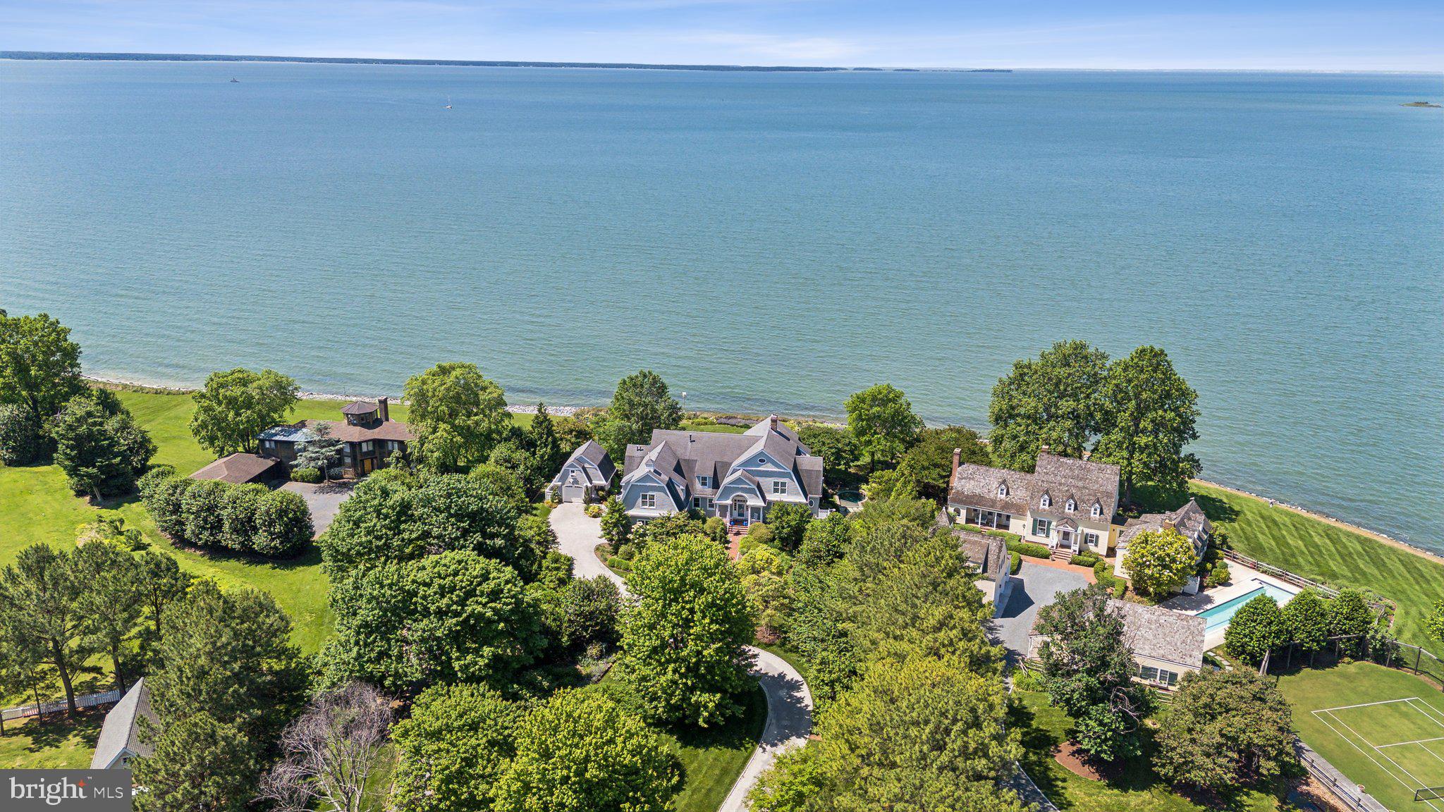 BACHELORS POINT - Residential