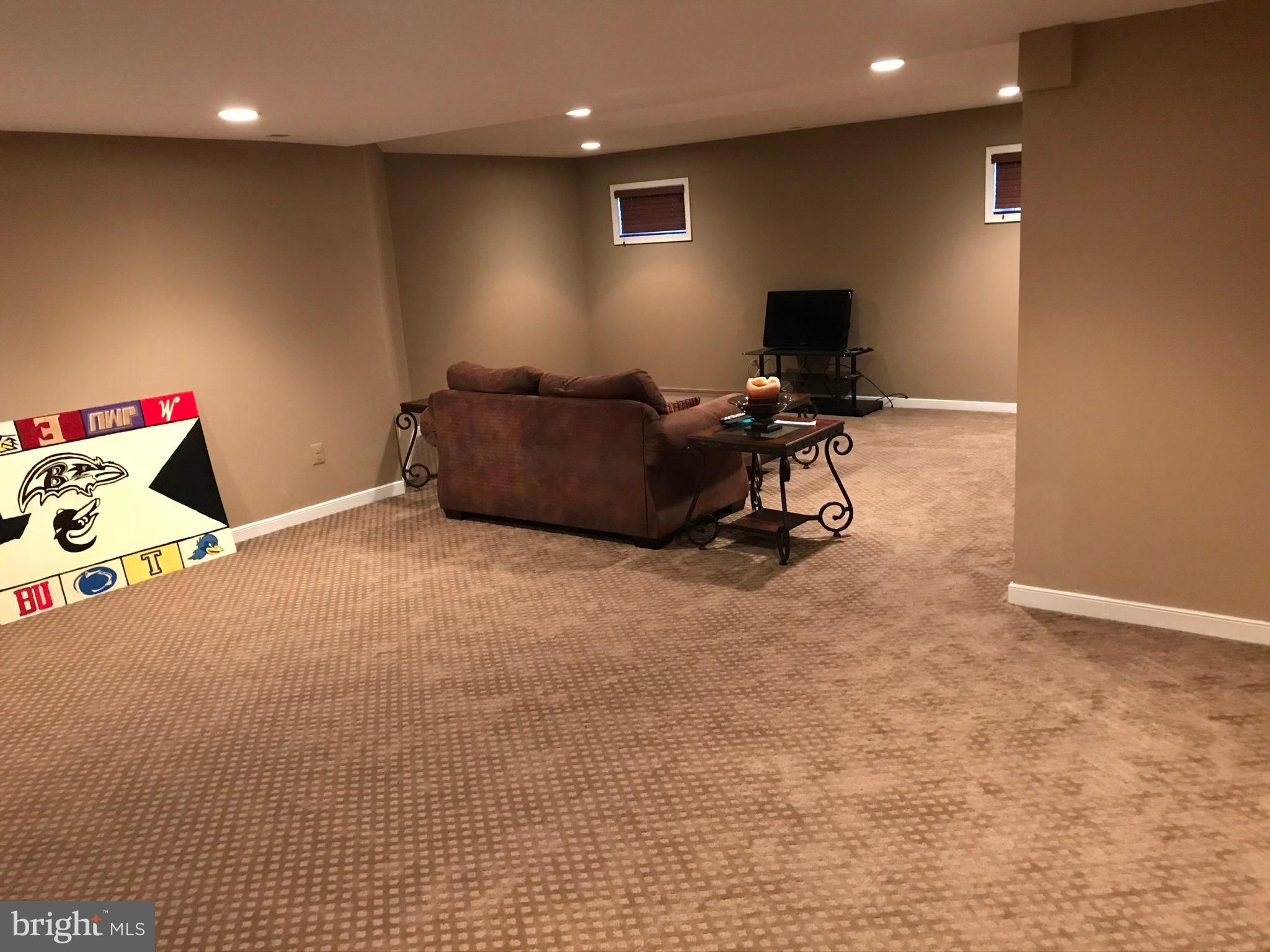 GABLES AT SUMMIT CHASE - Residential