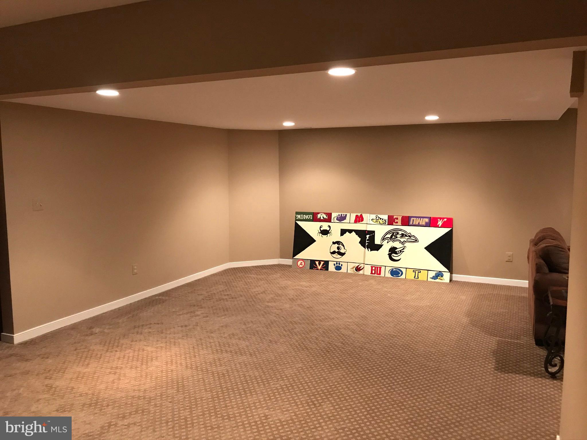 GABLES AT SUMMIT CHASE - Residential