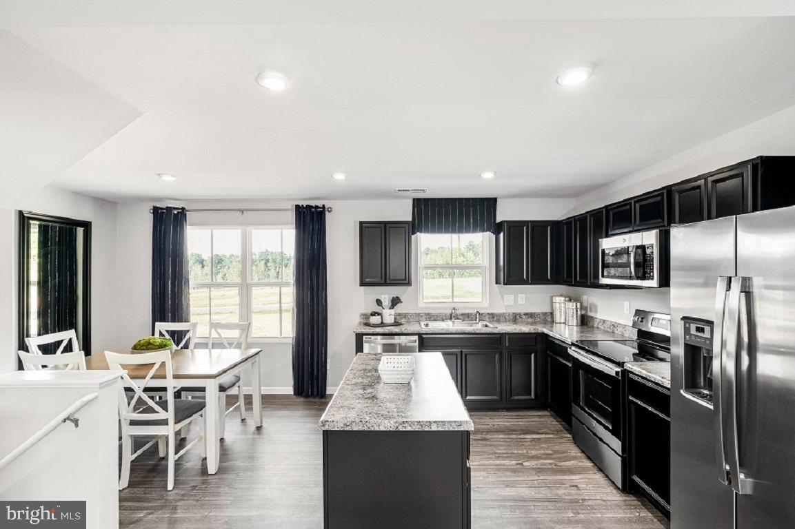 SOUTH BROOK - Residential