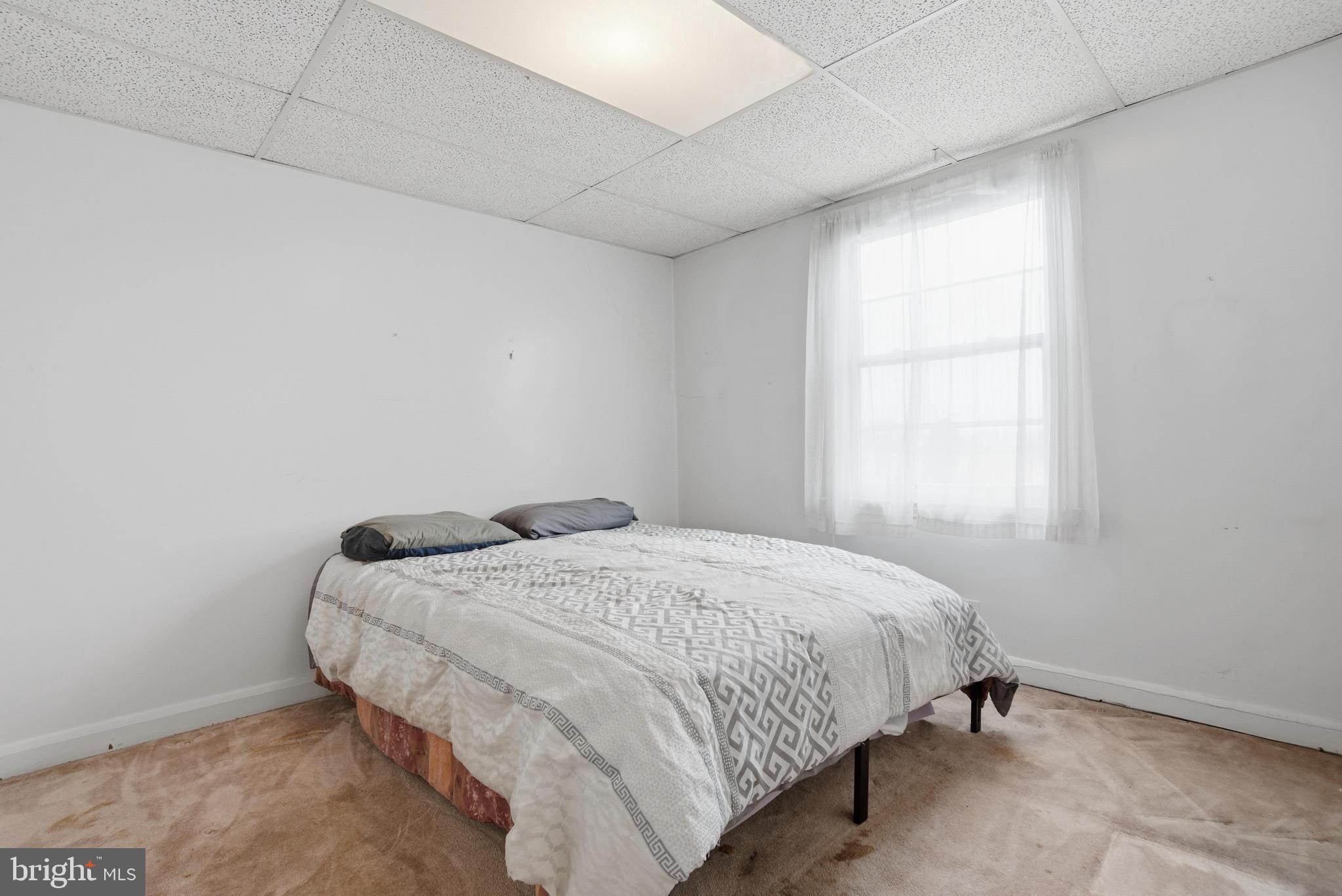 YALE HEIGHTS - Residential