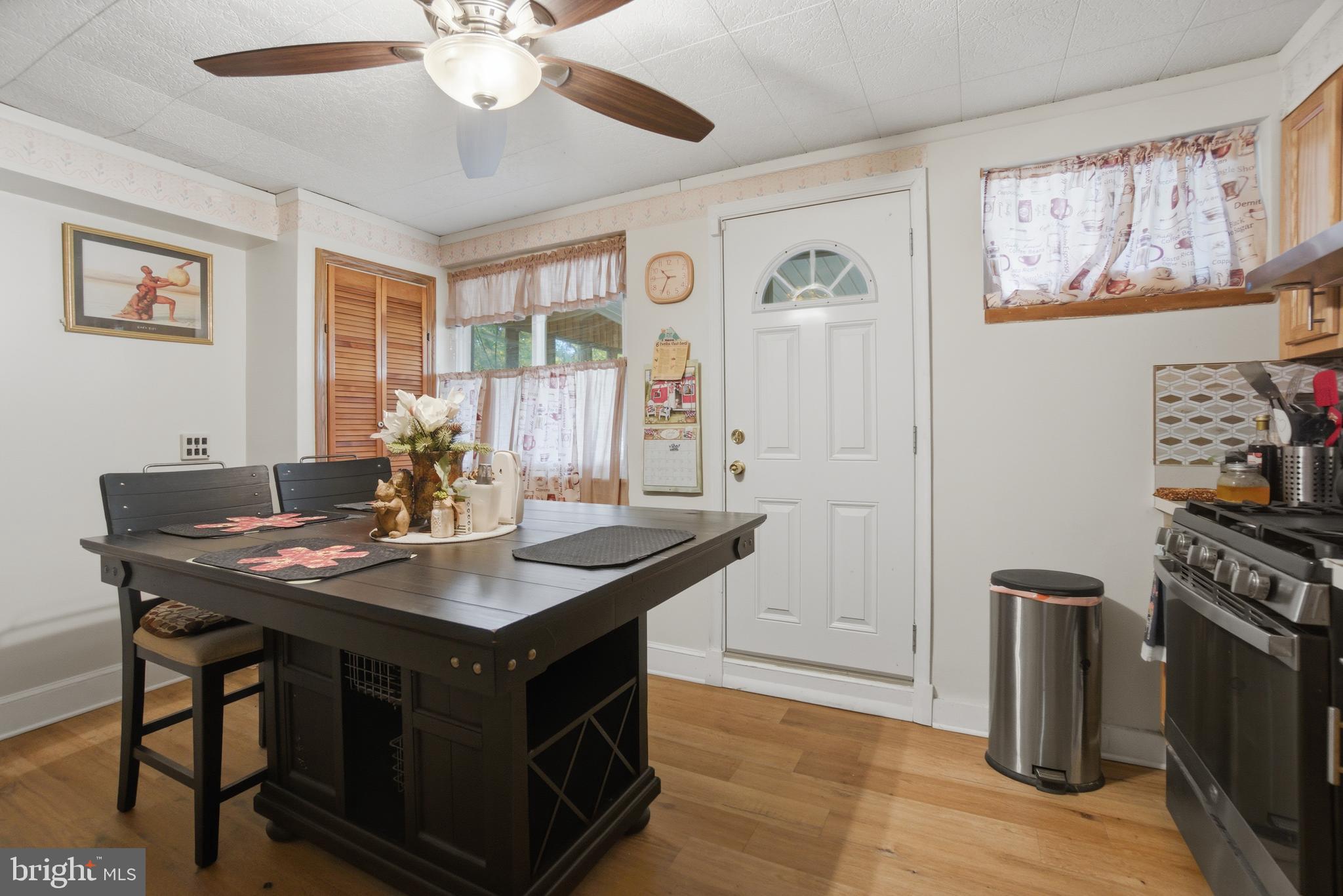 YALE HEIGHTS - Residential