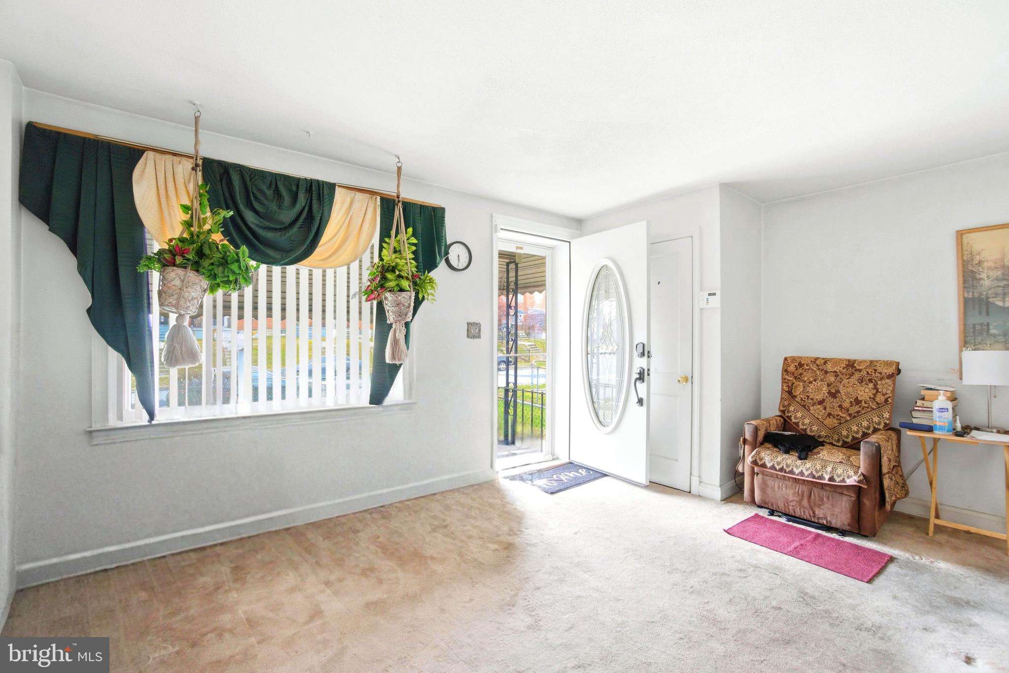 YALE HEIGHTS - Residential